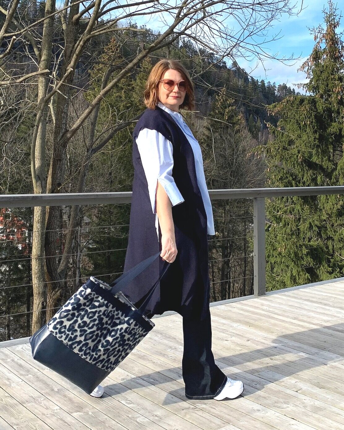 3646F446-C49B-49DC-AD1B-294EE8097831