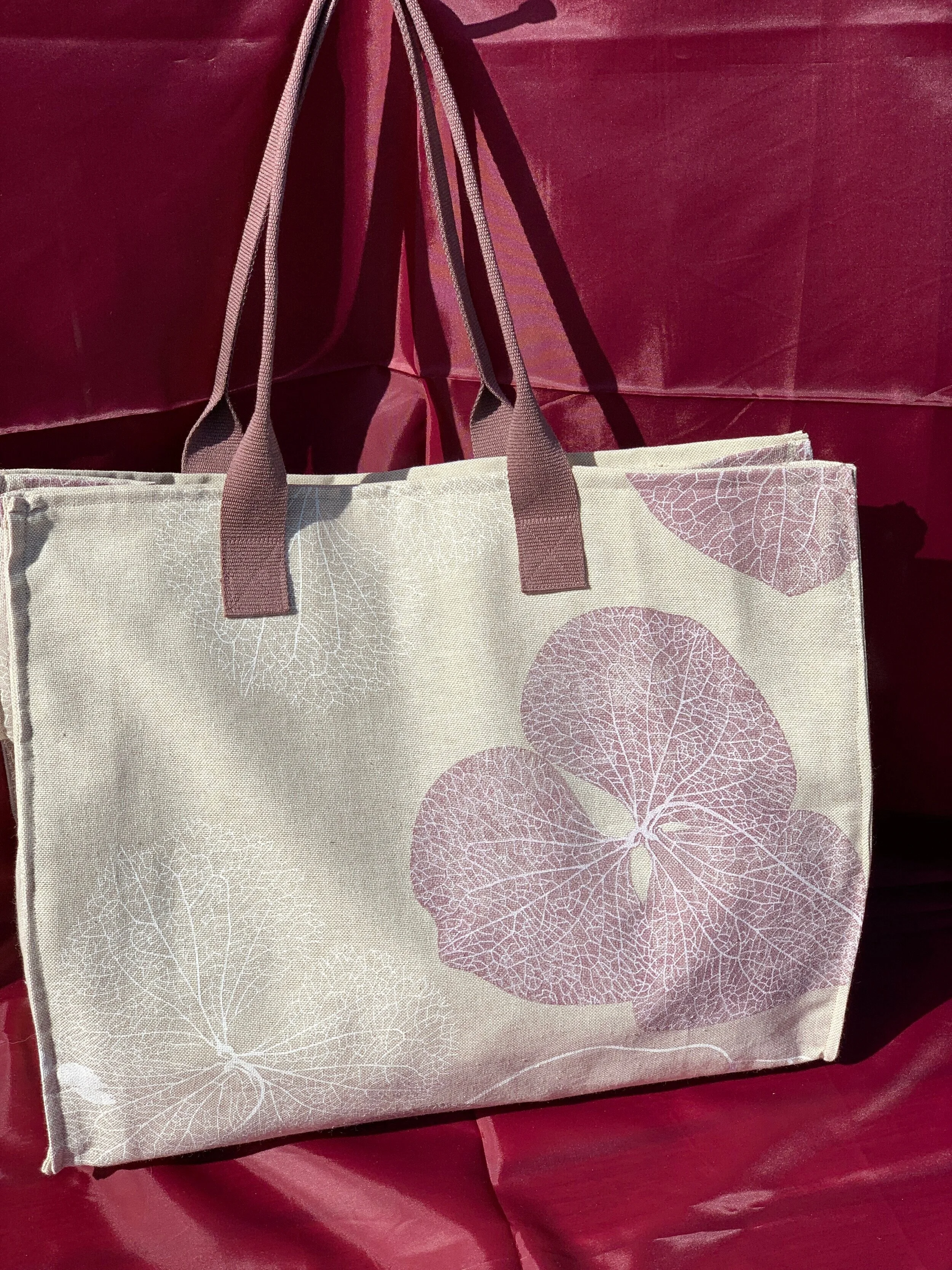 B05FCA46-5428-4087-981B-D2A6C91F93FB