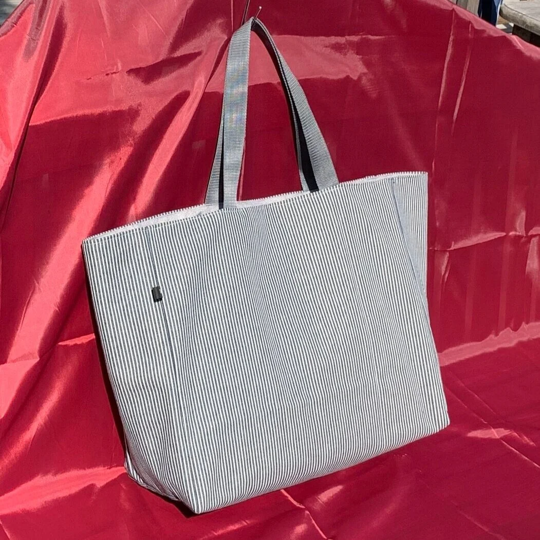 436777AD-9D9E-4637-954C-4E8B515ECB3F