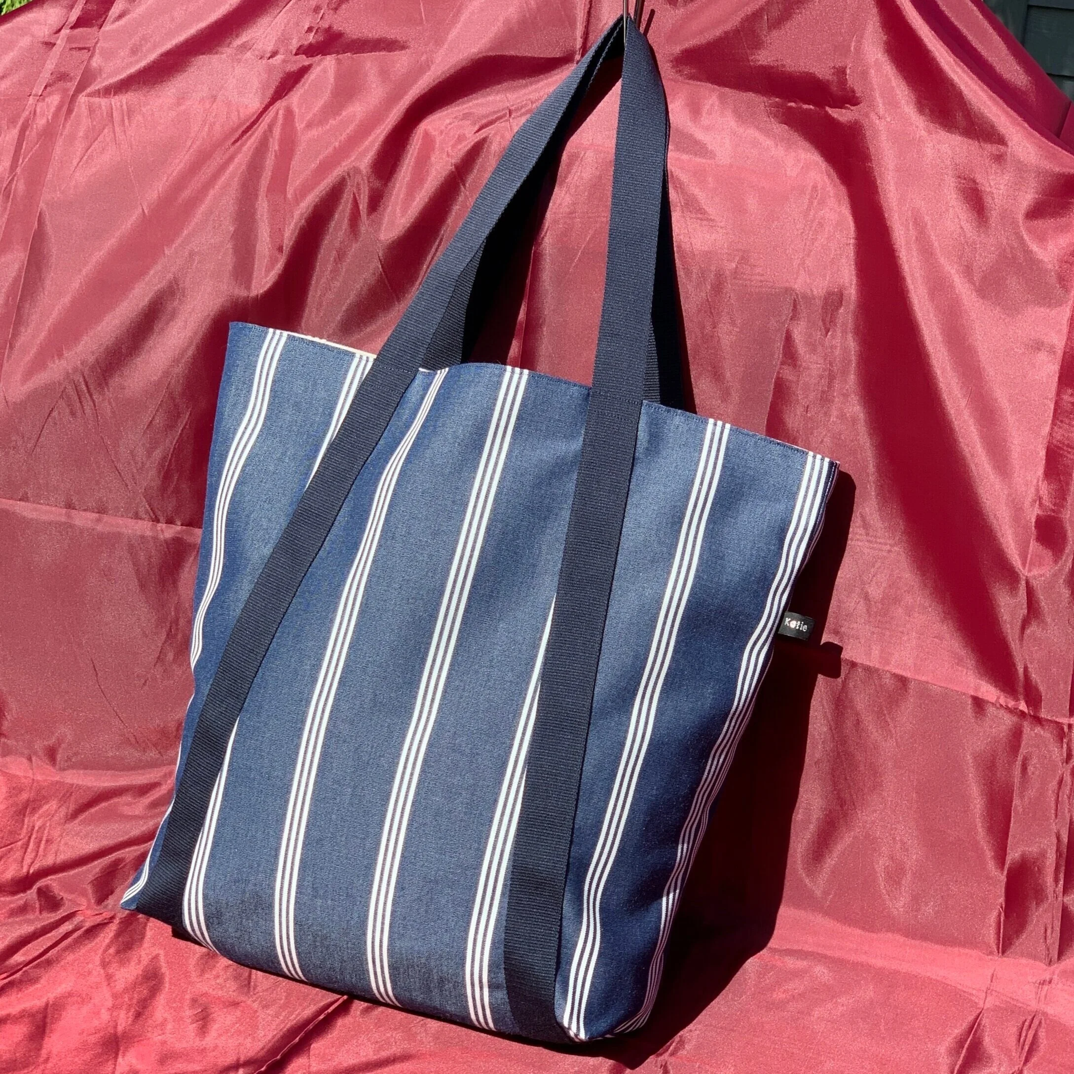 9FB21586-24A8-4090-A38A-2F51A61B9DCD