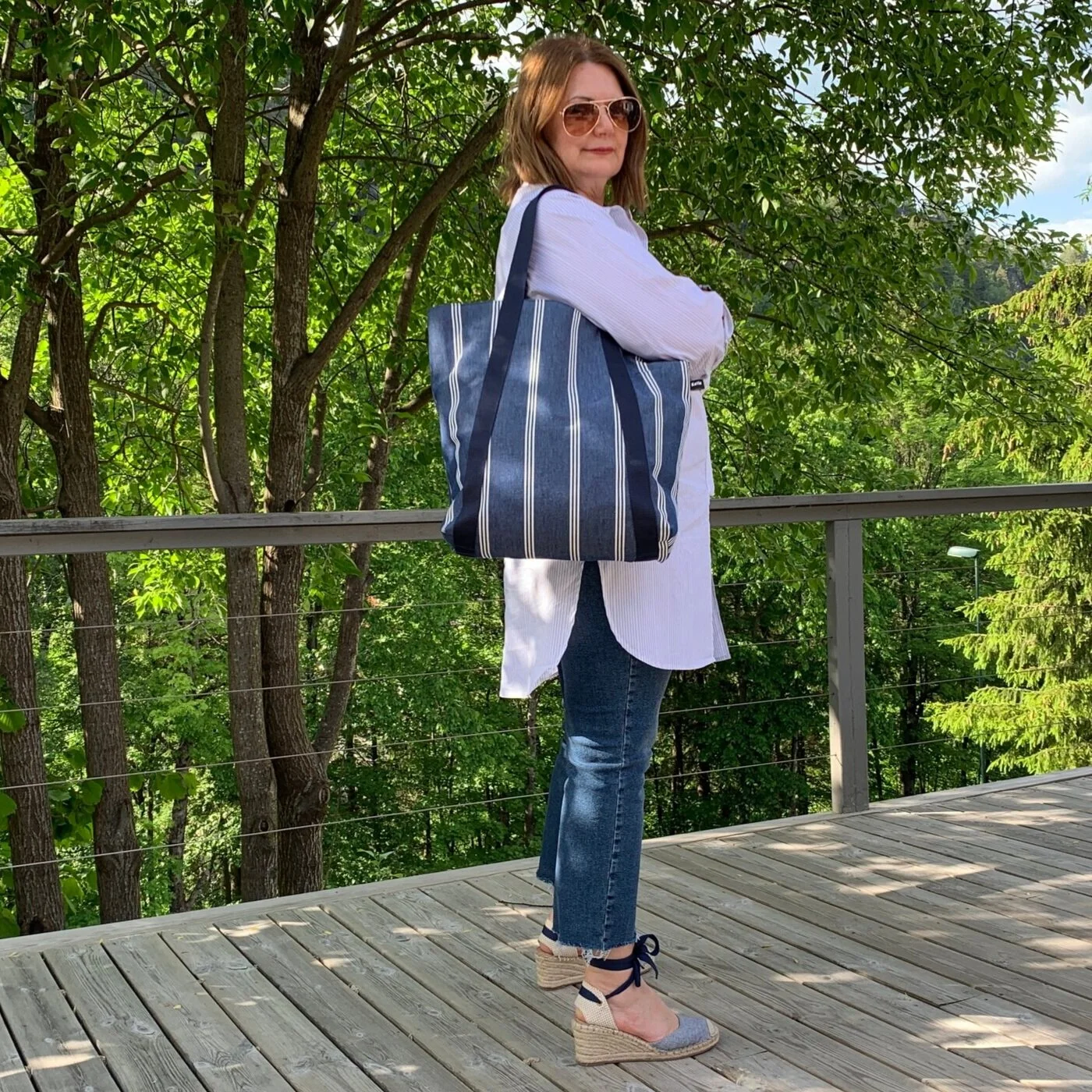 5F7C843E-F128-4A5F-A072-A2BFF02550F5