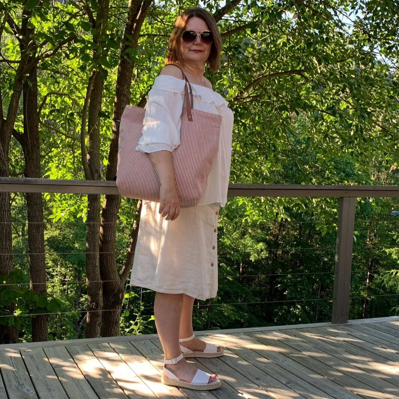 ABED4F3A-B817-4C1B-9FDA-41C02866D3AF