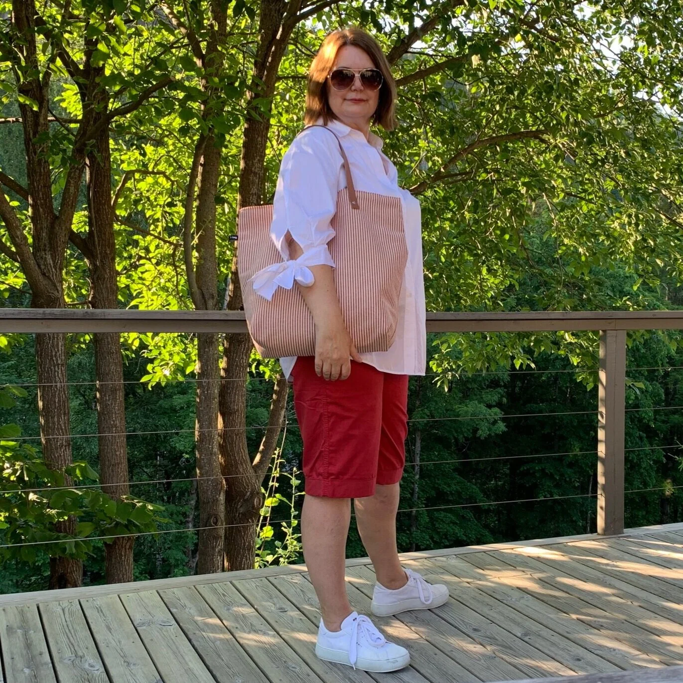 B56D54F8-4F6C-4568-AEDE-82BA44AE663F