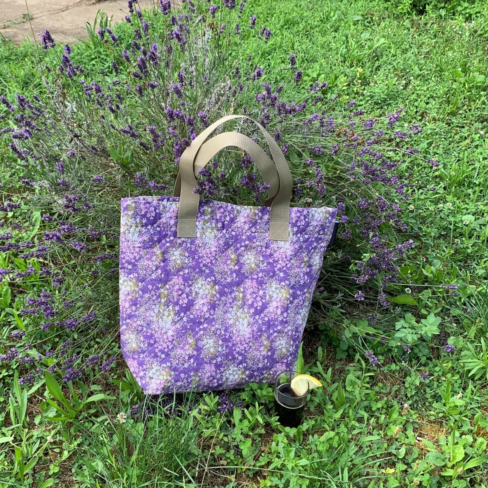 C77605DE-D288-4A86-9E4F-B8B5E0F84301