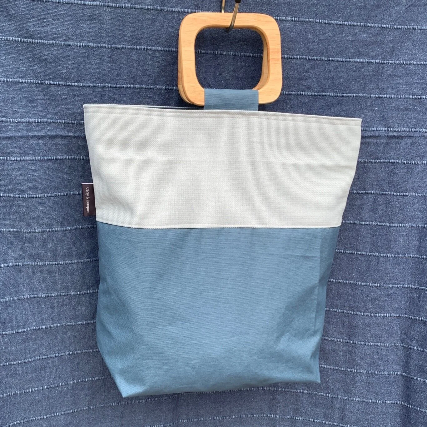 BAAFC351-4DA1-42BF-B69B-341716A5BC29