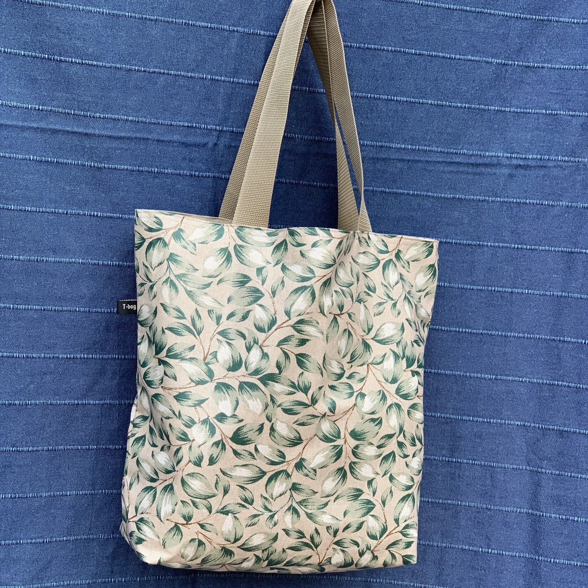 907E2339-8B11-4A8C-93F1-359943FA1498