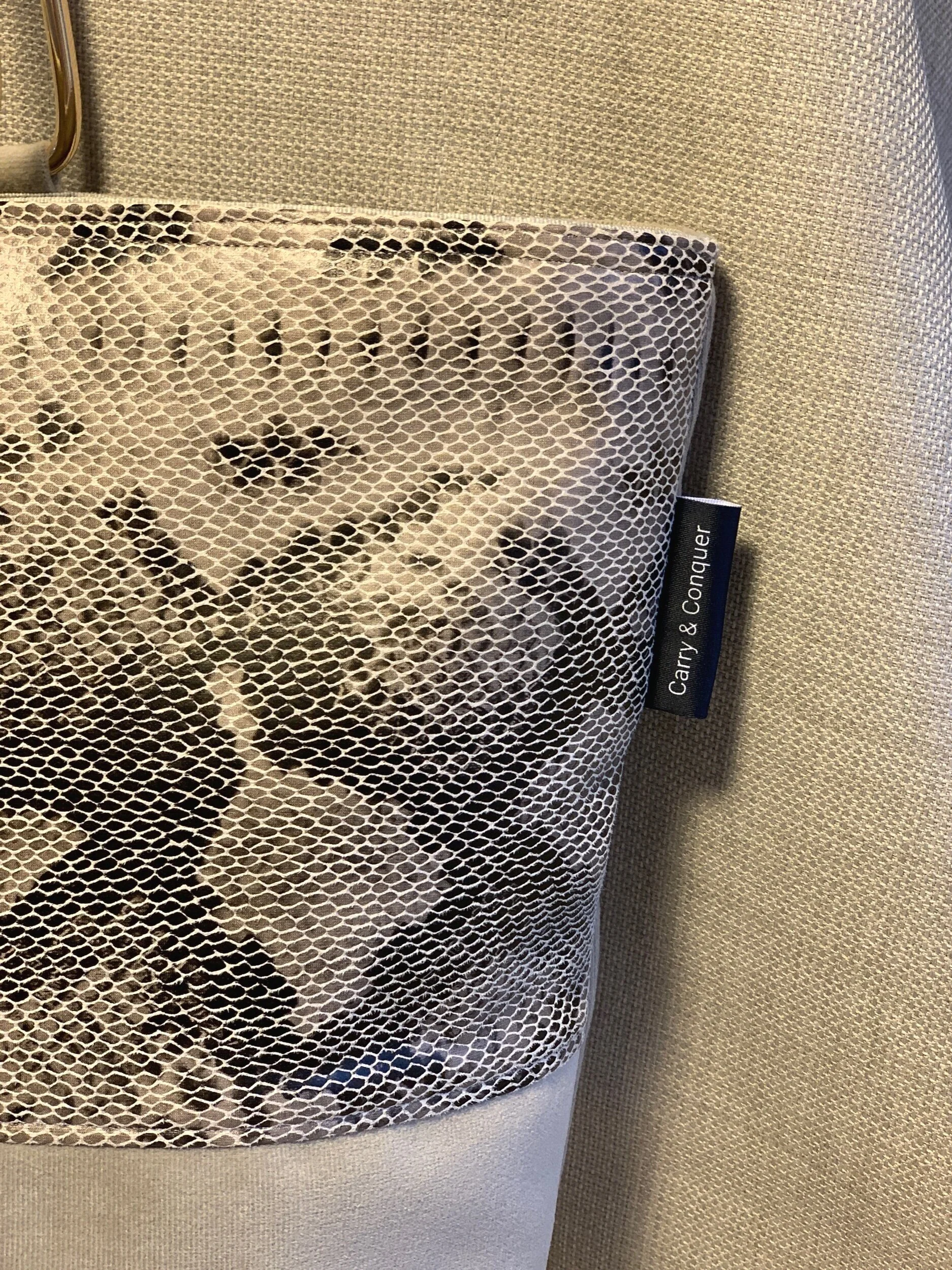 E451C72D-601A-43C9-8110-FB035EA1F610