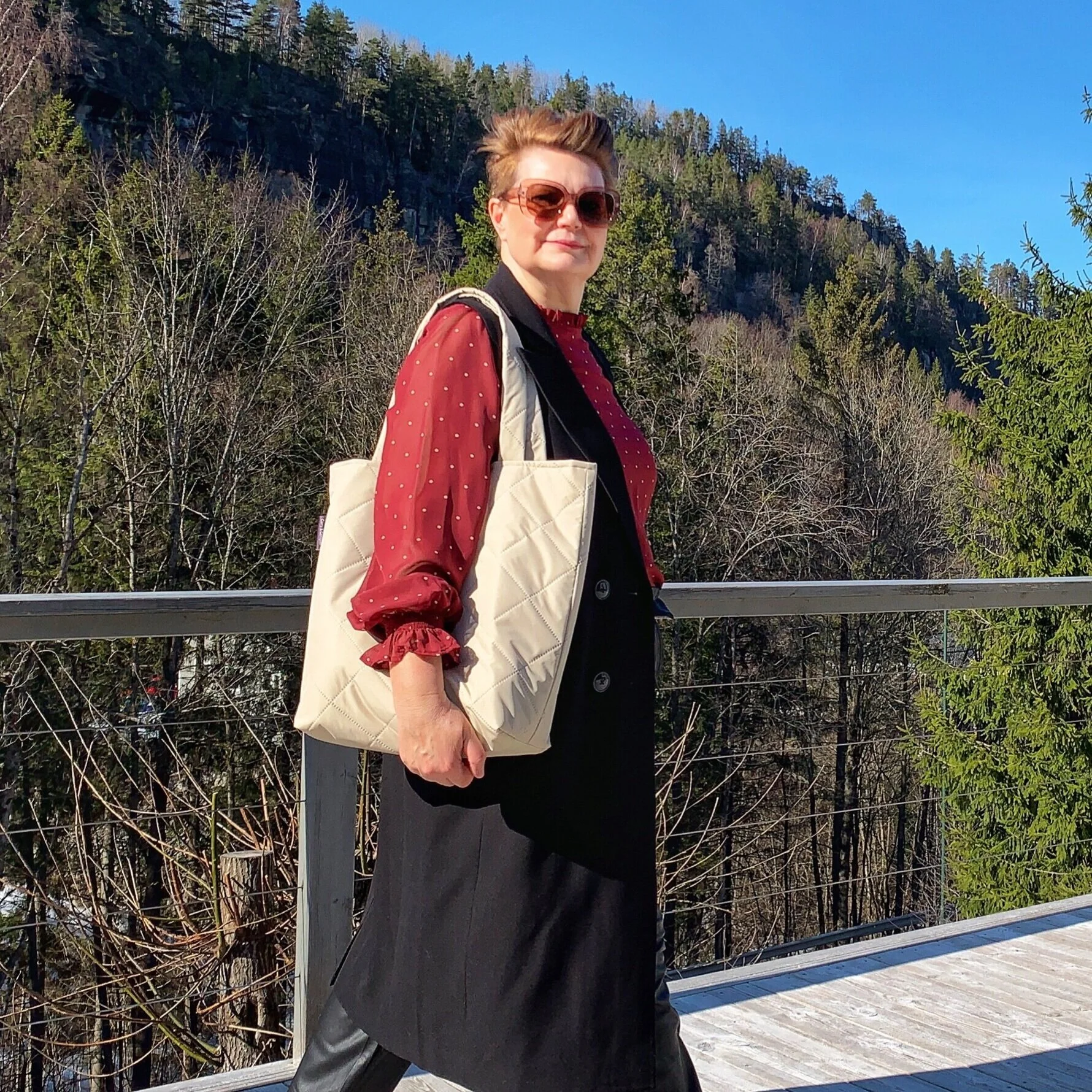 EAD46B1E-710C-45E4-B737-176F94CEDE35