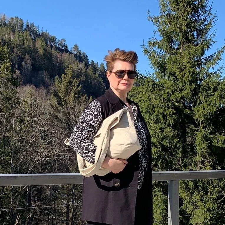 625C09E1-8C48-43D2-8119-C20C254C4C96