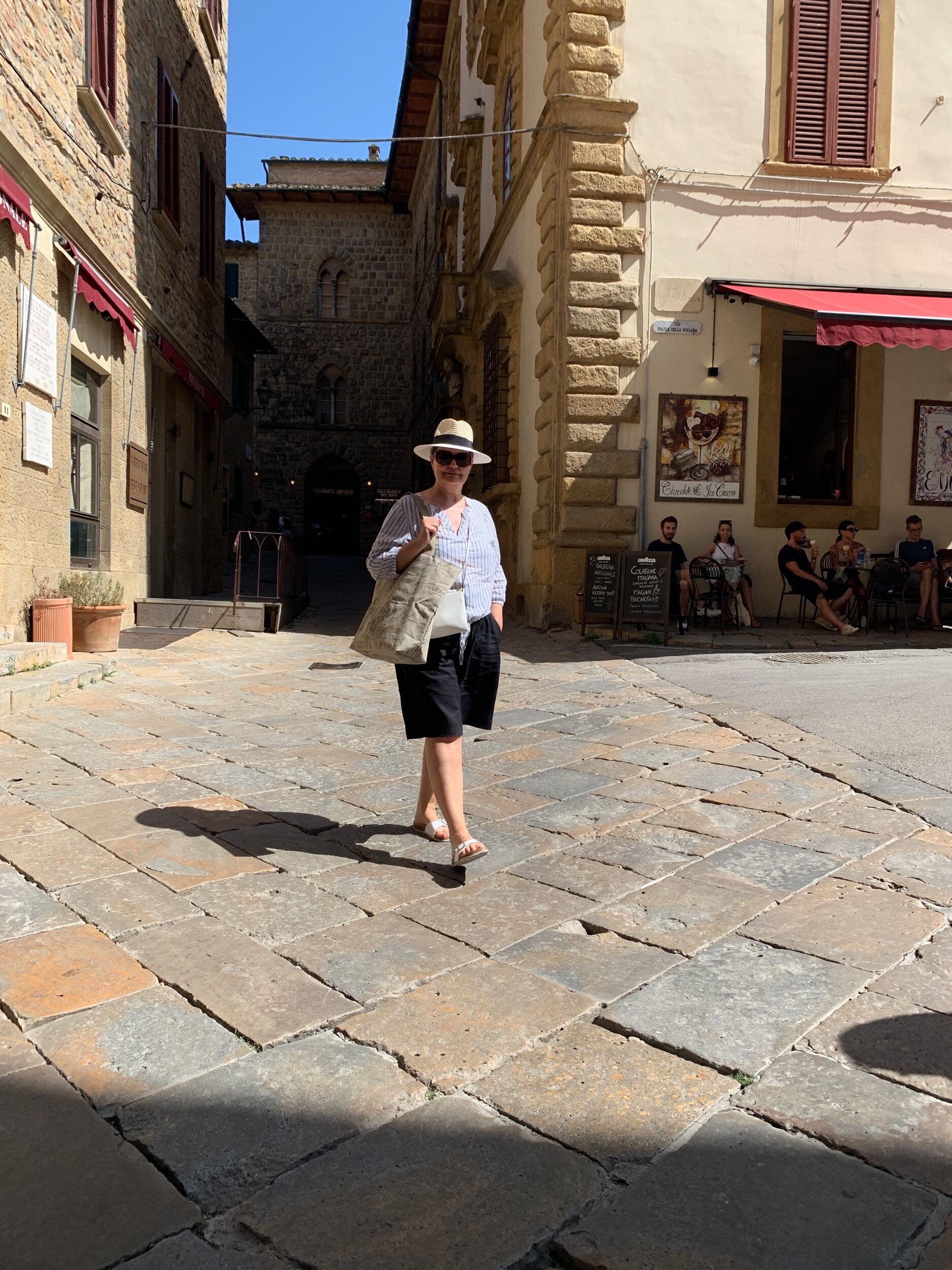 67F74DF9-C7FC-4135-994E-A102793B9389