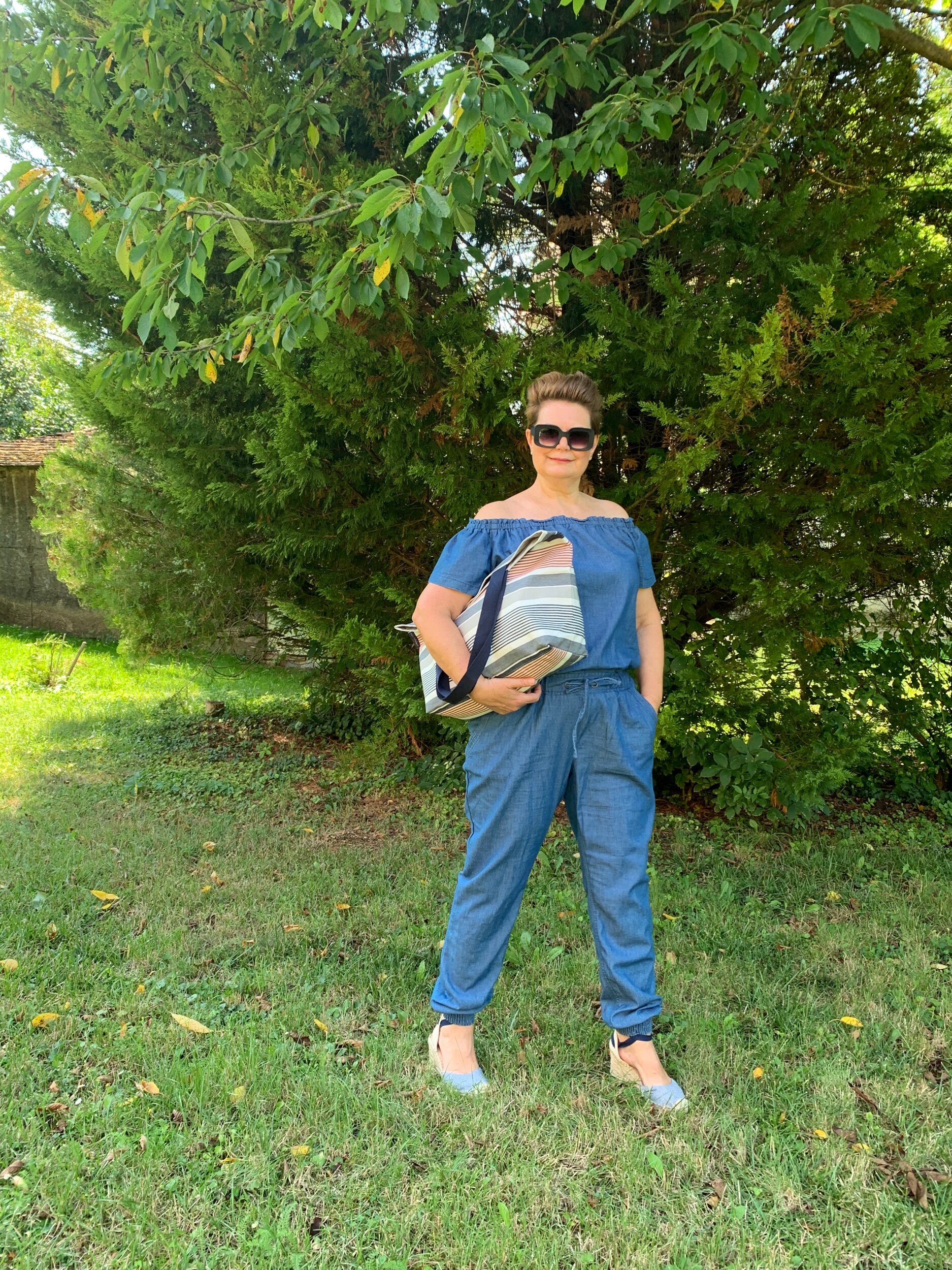 B6AE2F90-FCF5-433E-A0FA-891B1821333E