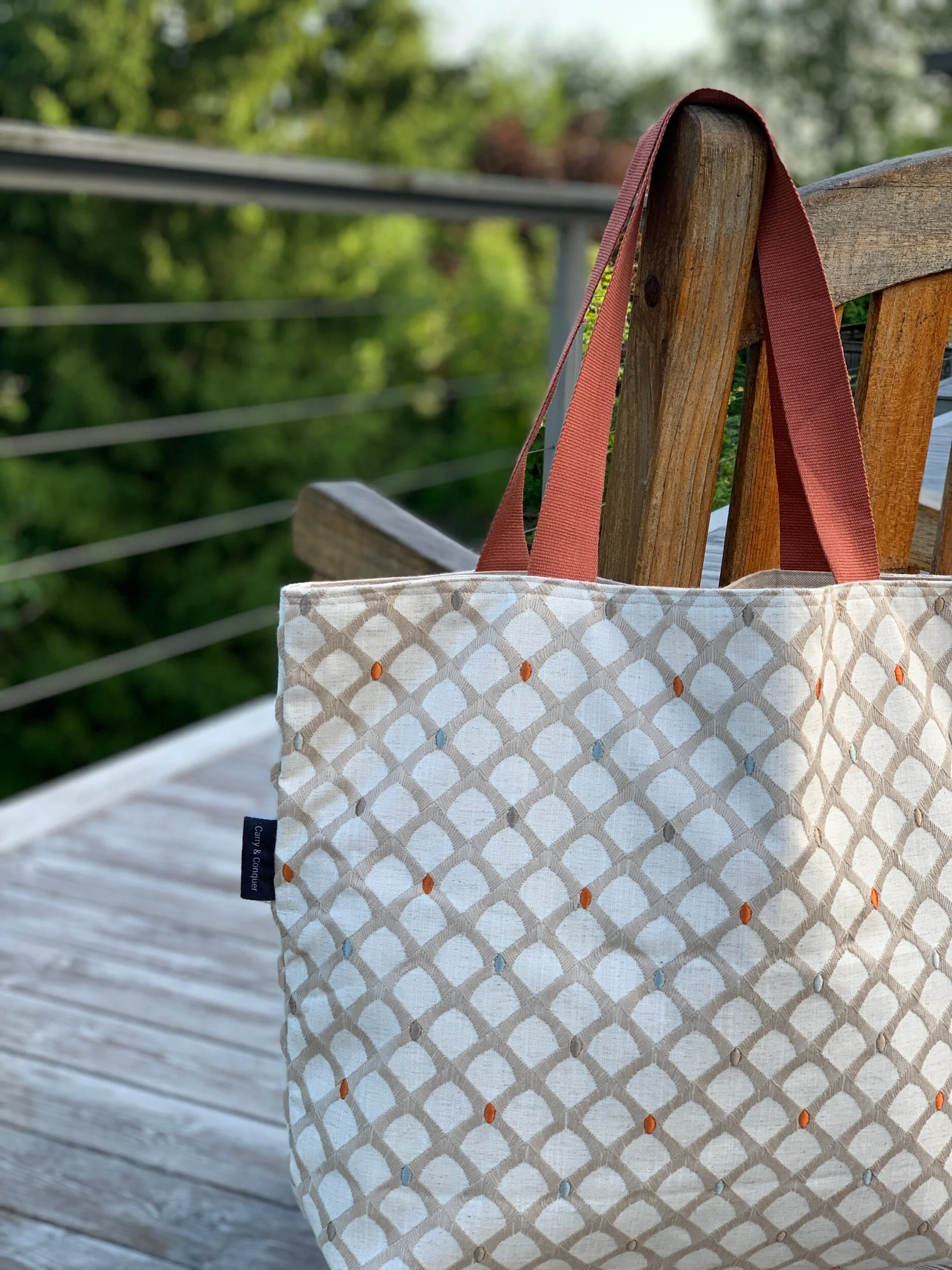 27652995-E656-478D-907E-F472CA9E492C