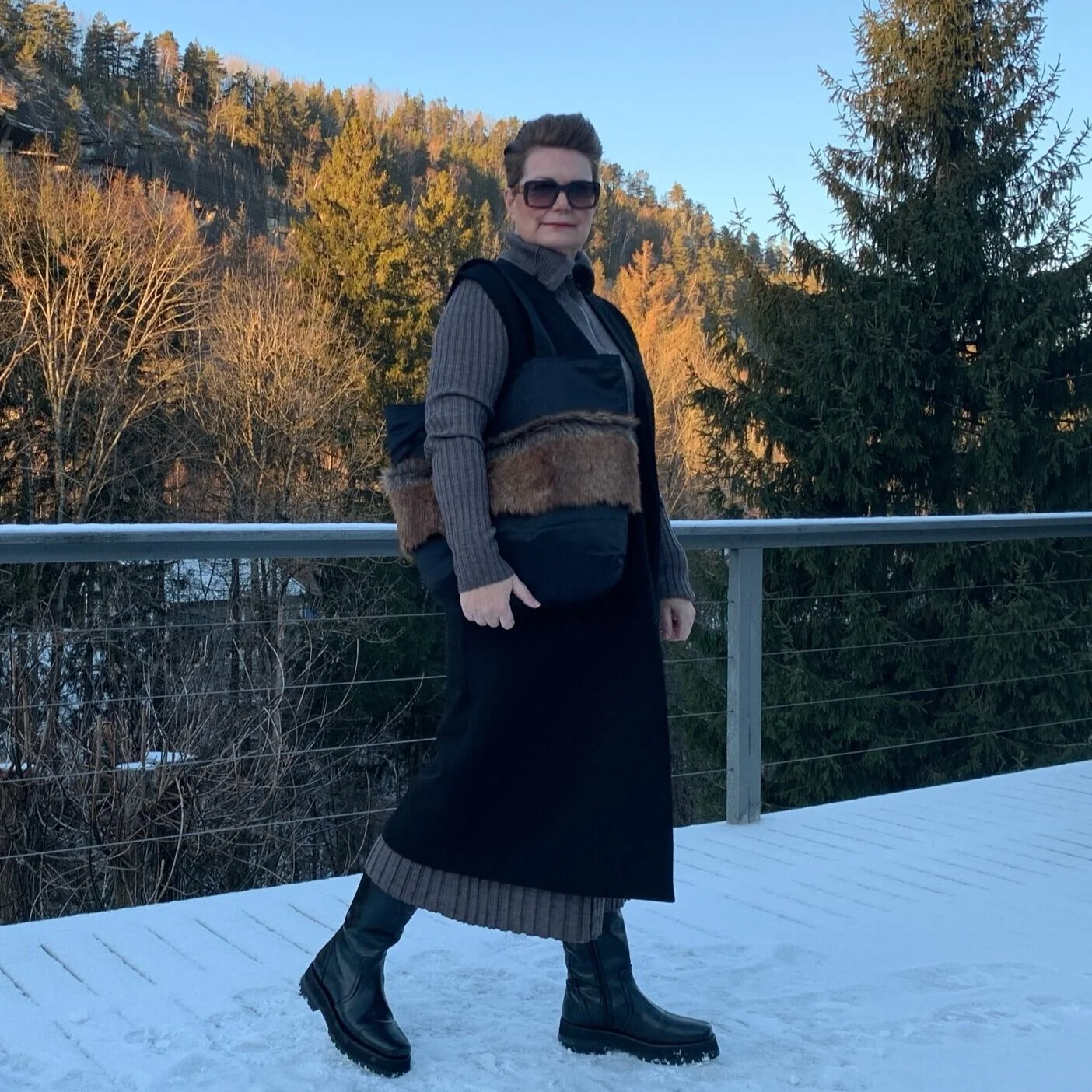 E42CAC91-75E7-490E-955E-E4B8213DF43C