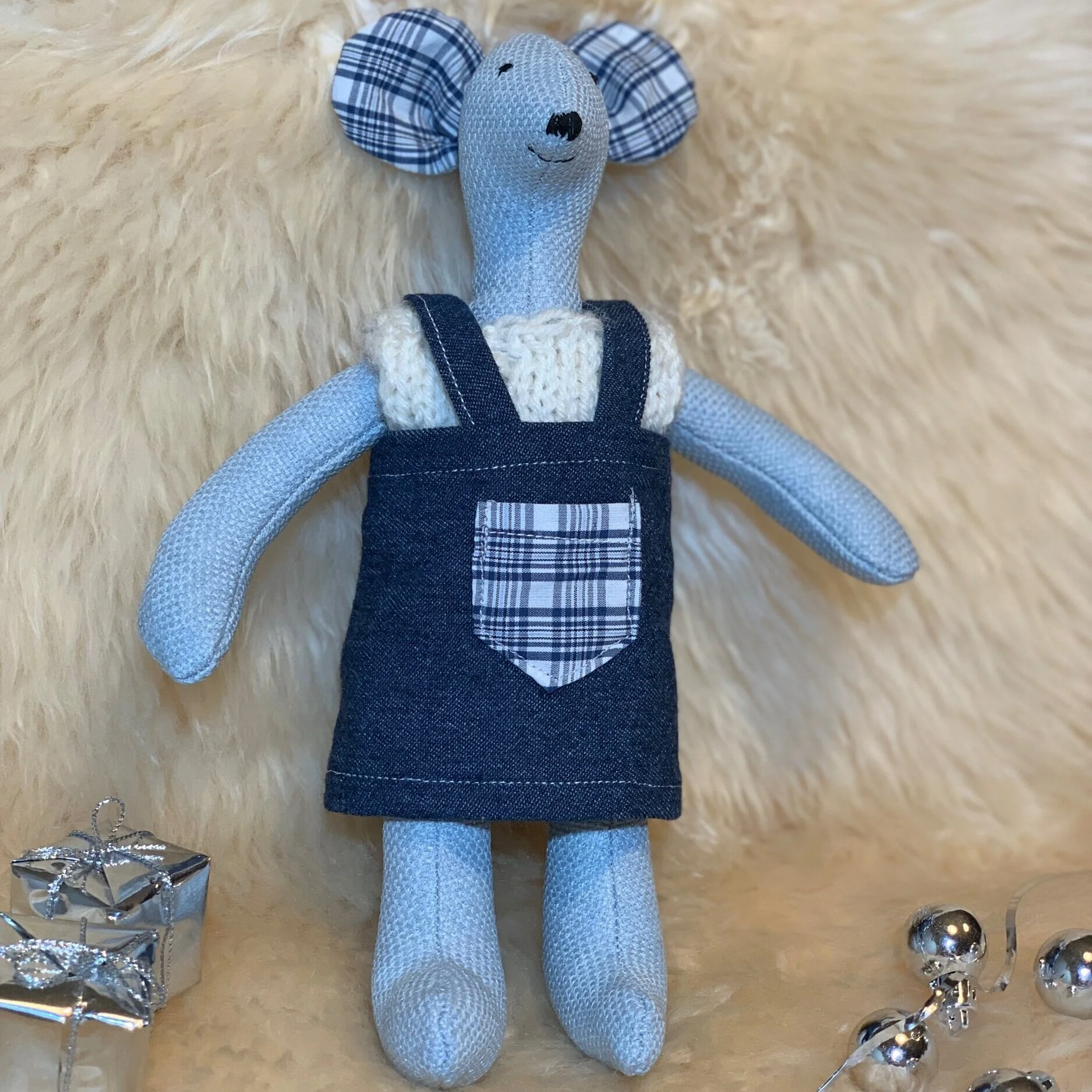 83F0BC0C-EDD9-4ADF-96A9-B8D6510291FD