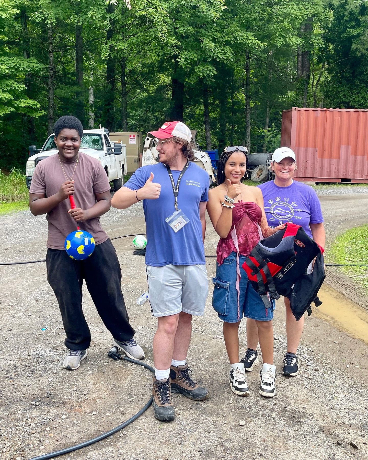 Happy Friday! We&rsquo;re scrubbing, sorting, and getting everything ready for IRL Summer! 🎨🧼💥 

The IRL and Dream Team are excited to collaborate with Worx project staff and BCS volunteers to host middle schoolers this summer from ACS and BCS. Re