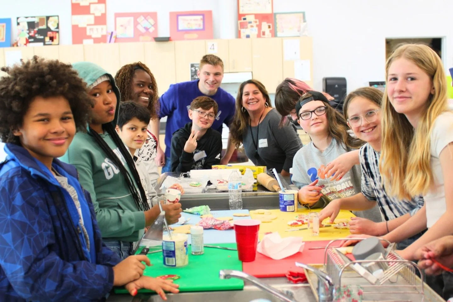 We had the best time celebrating the culmination of IRL&rsquo;s 8 Days of Giving at last Thursday&rsquo;s showcase ✨

Families, community partners, and donors toured IRL, students proudly showed off the work they&rsquo;ve been doing in their clubs ov