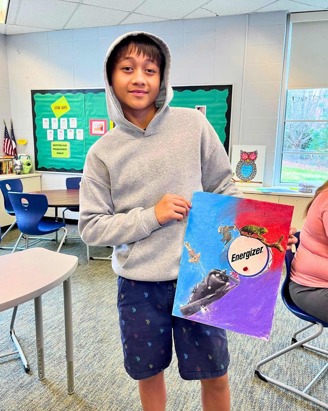 #TakeUsBackTuesday 💫

Take us back to Ginger Huebner's residency at Cougar Academy! Through her Create + Connect workshop, students learned so much about themselves and each other by slowing down, reflecting, and expressing what words can&rsquo;t al