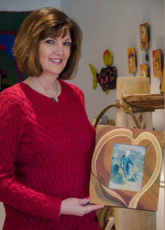Owner, Karen Kennedy has been providing fine gifts, crafts, and jewelry to Henderson County for several years. Stop by and let her help find the perfect item for your needs.