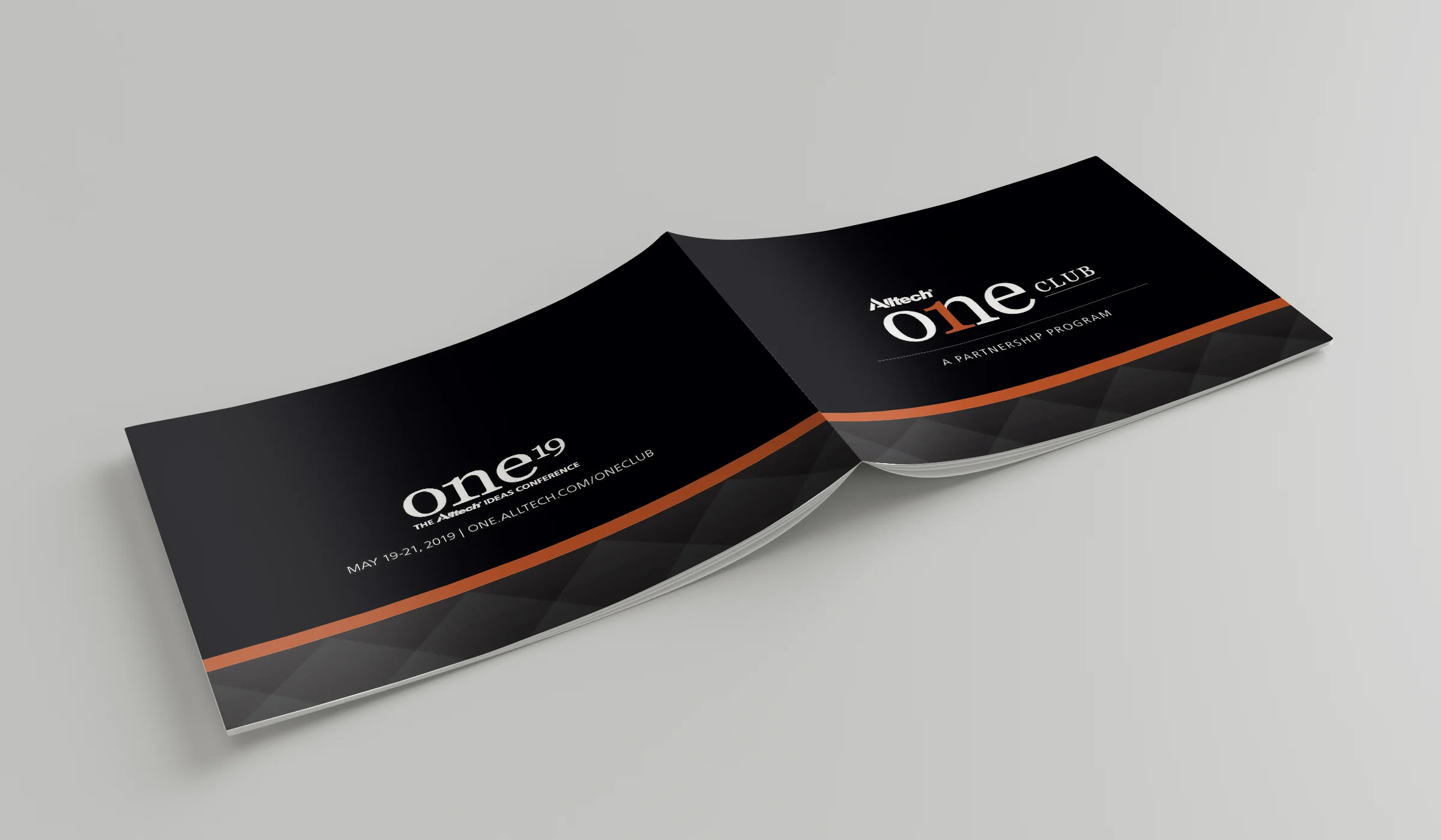 Mockup_ONEClub_Brochure_back.jpg