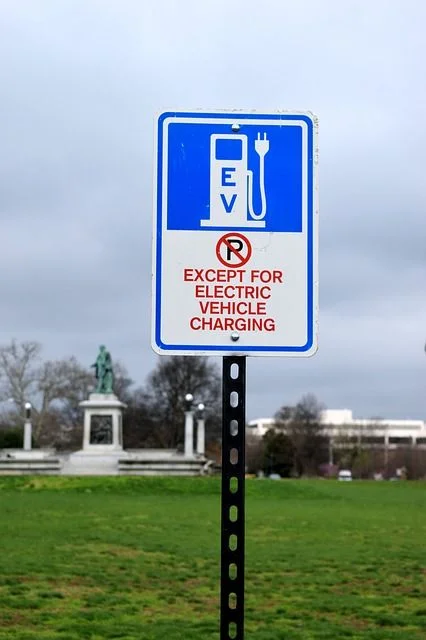 electric-vehicle-incentives.jpg