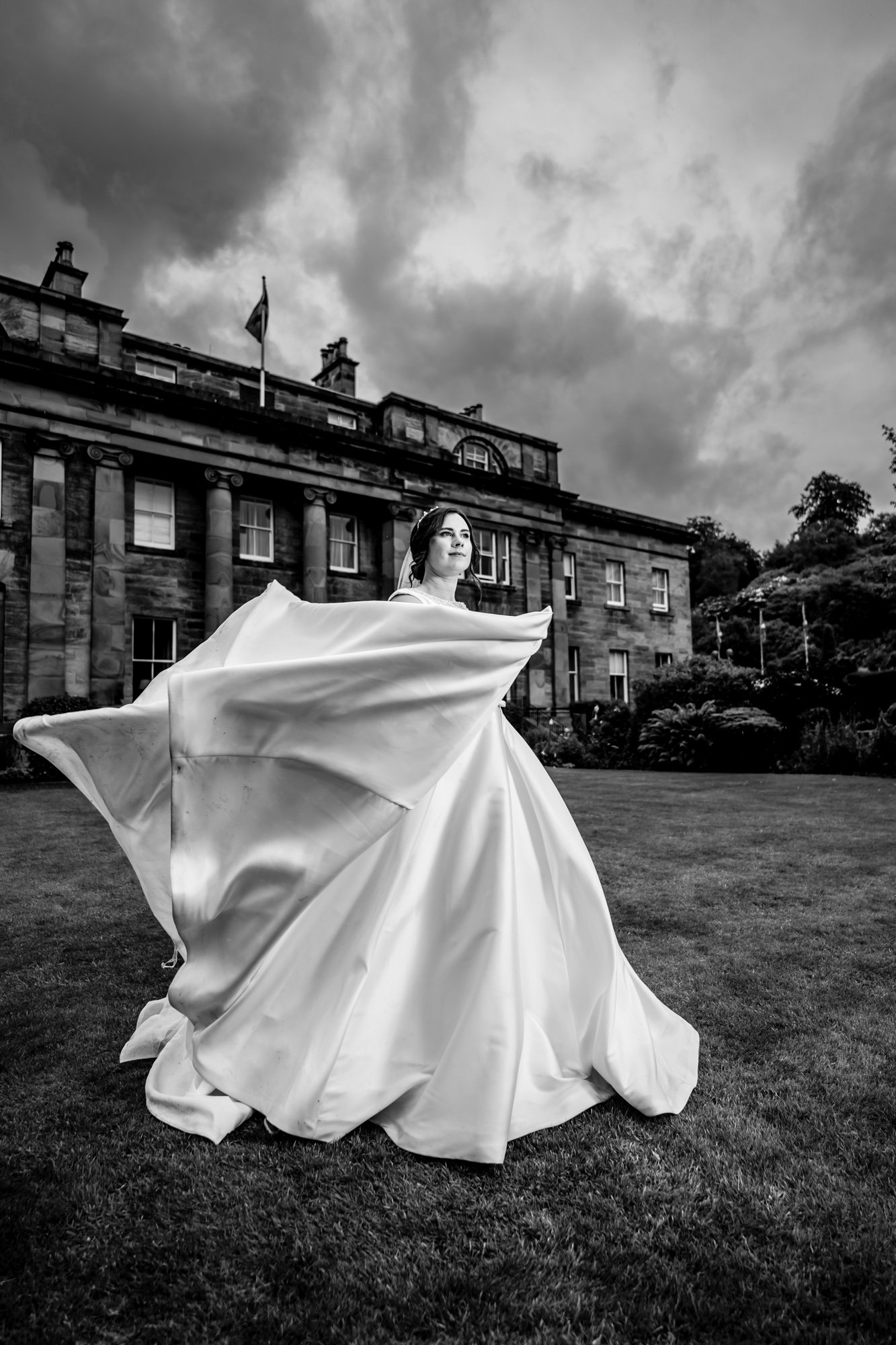 Wedding Photographer Edinburgh-192.jpg