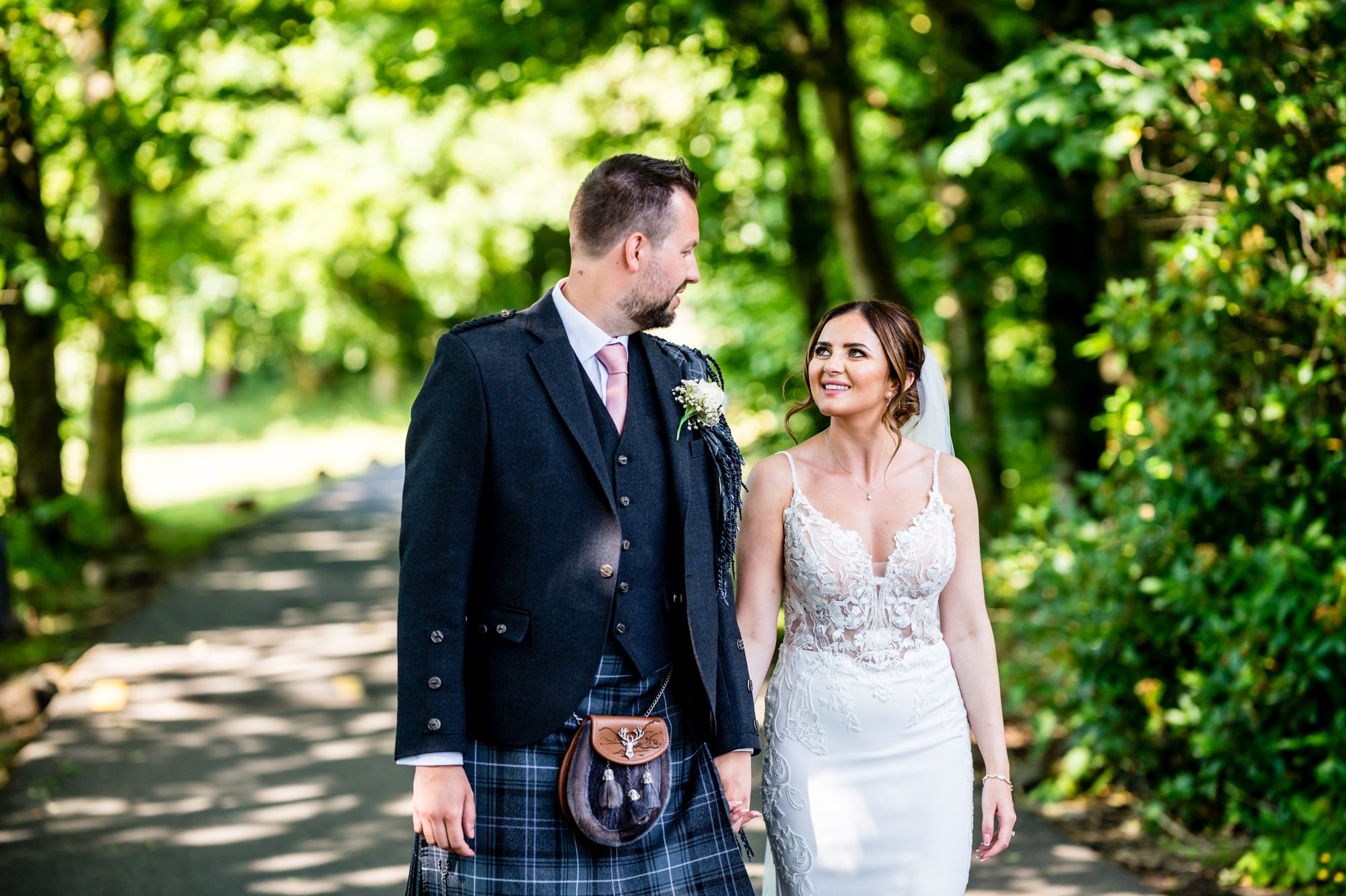Wedding Photographer Edinburgh-074.jpg