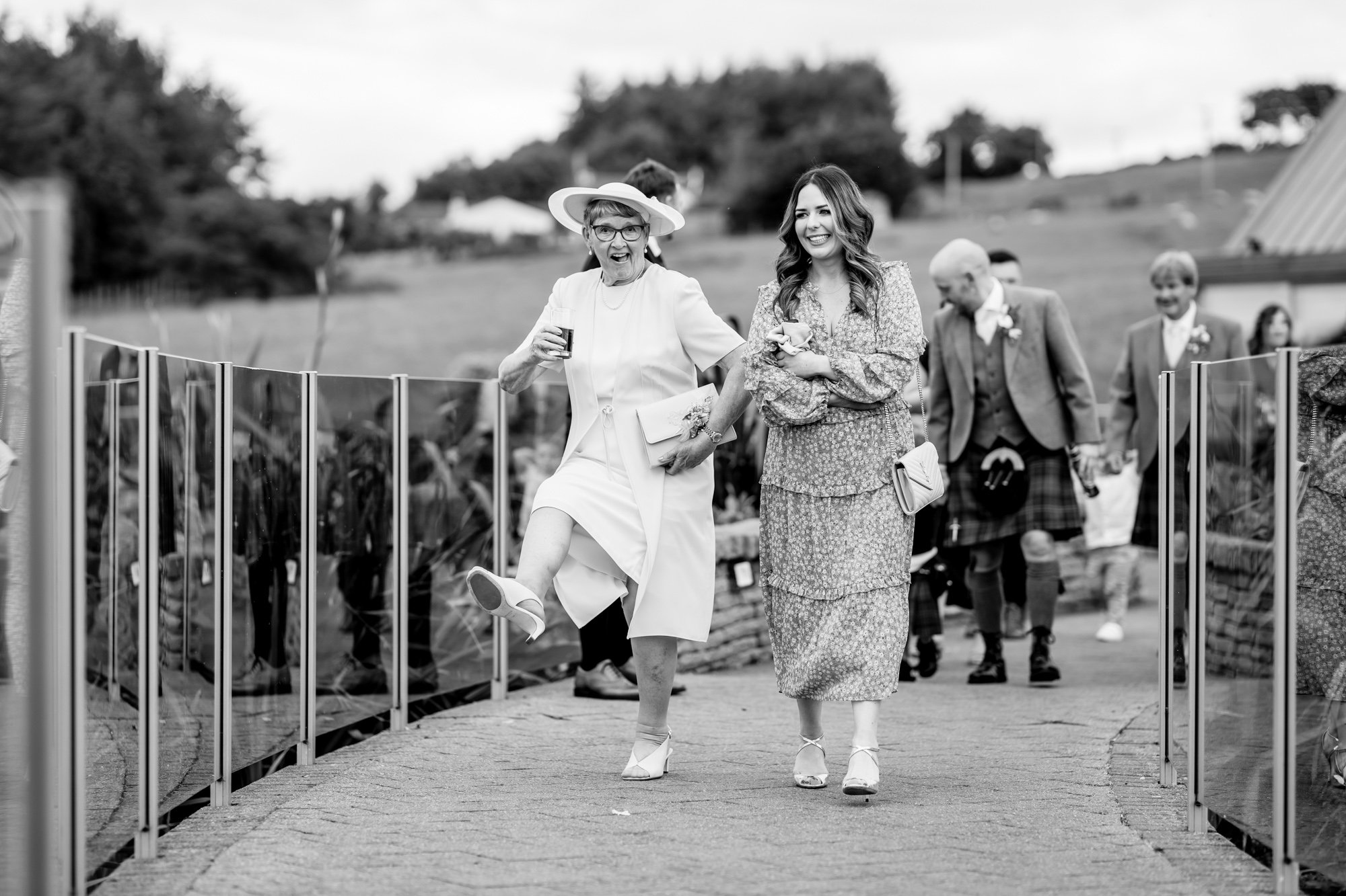 Wedding Photographer Edinburgh-359.jpg