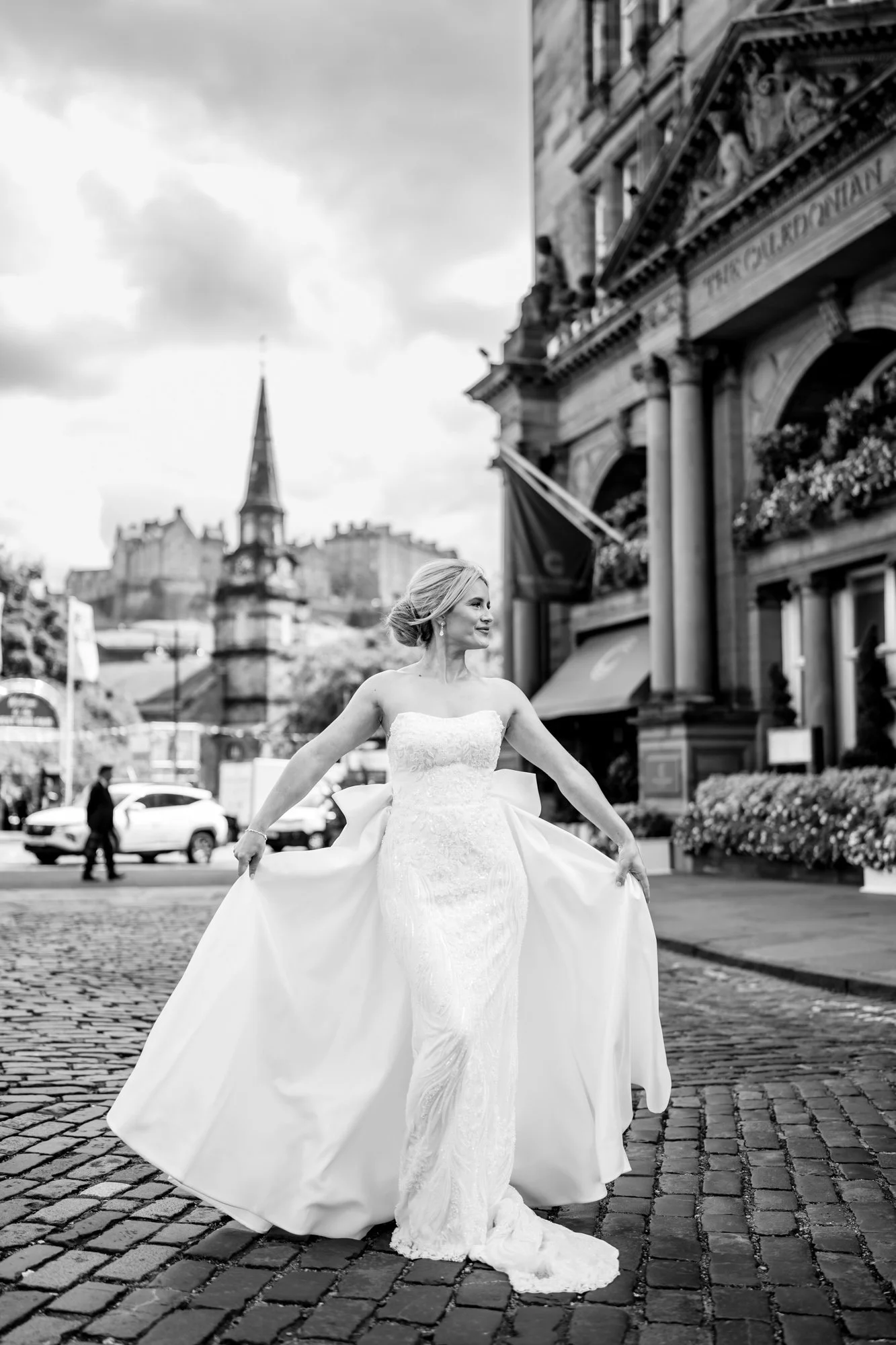 Wedding Photographer Edinburgh-197.jpg