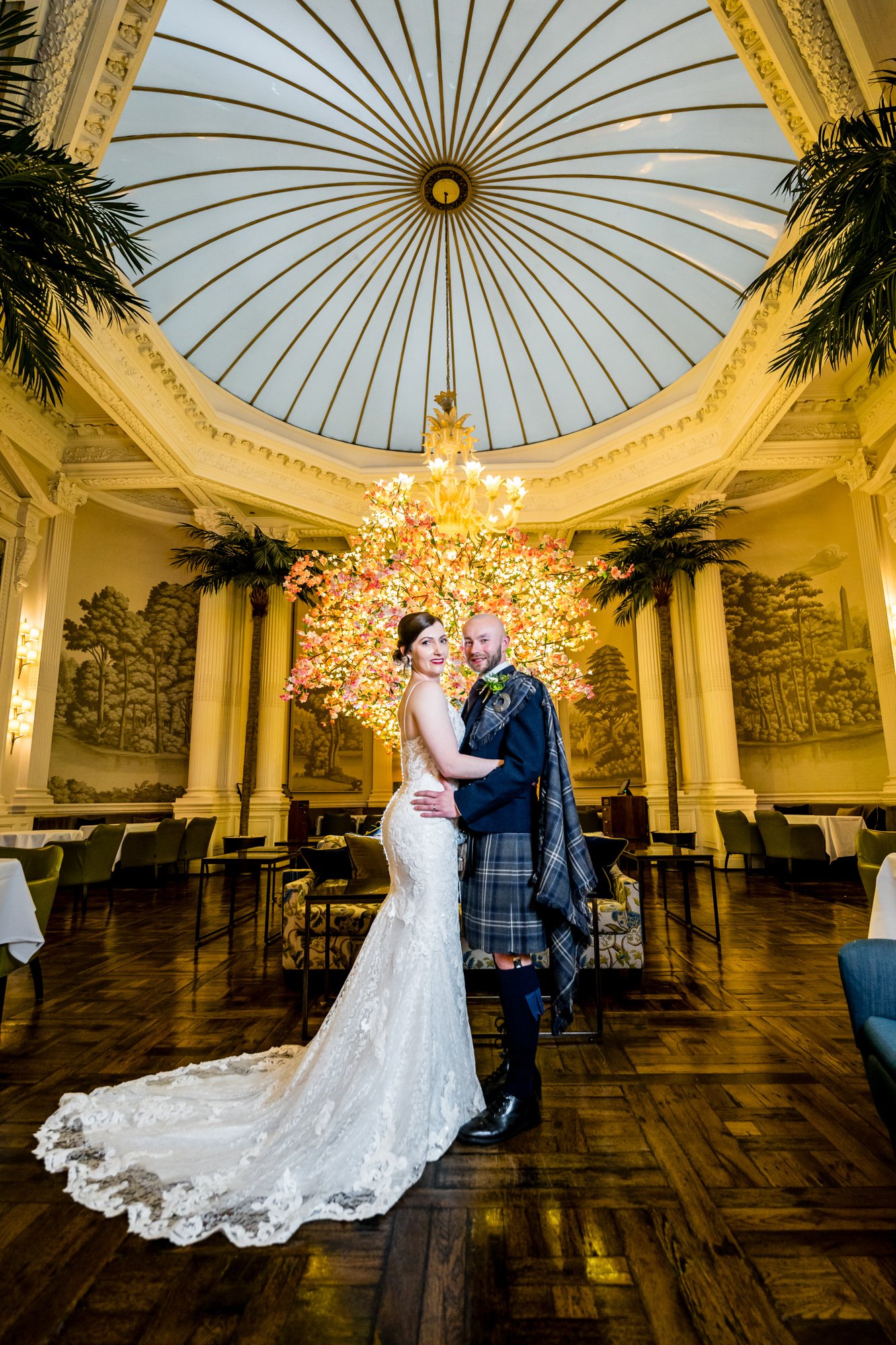 Wedding Photographer Edinburgh-297.jpg