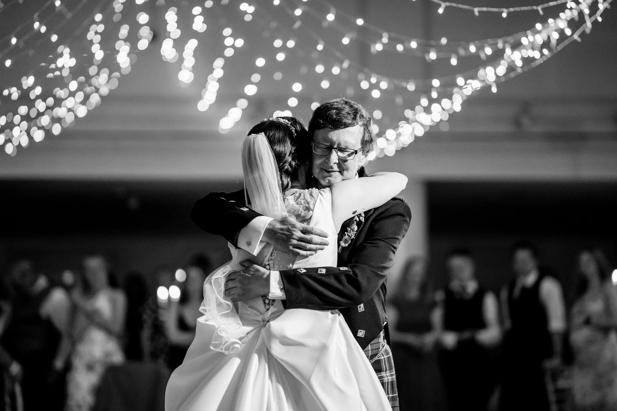 Wedding Photographer Edinburgh-430.jpg