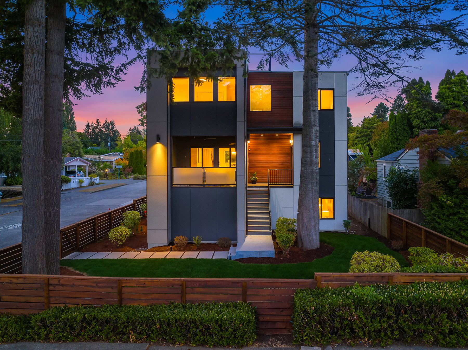 modern-home-staging-seattle-ravenna-dusk.jpg