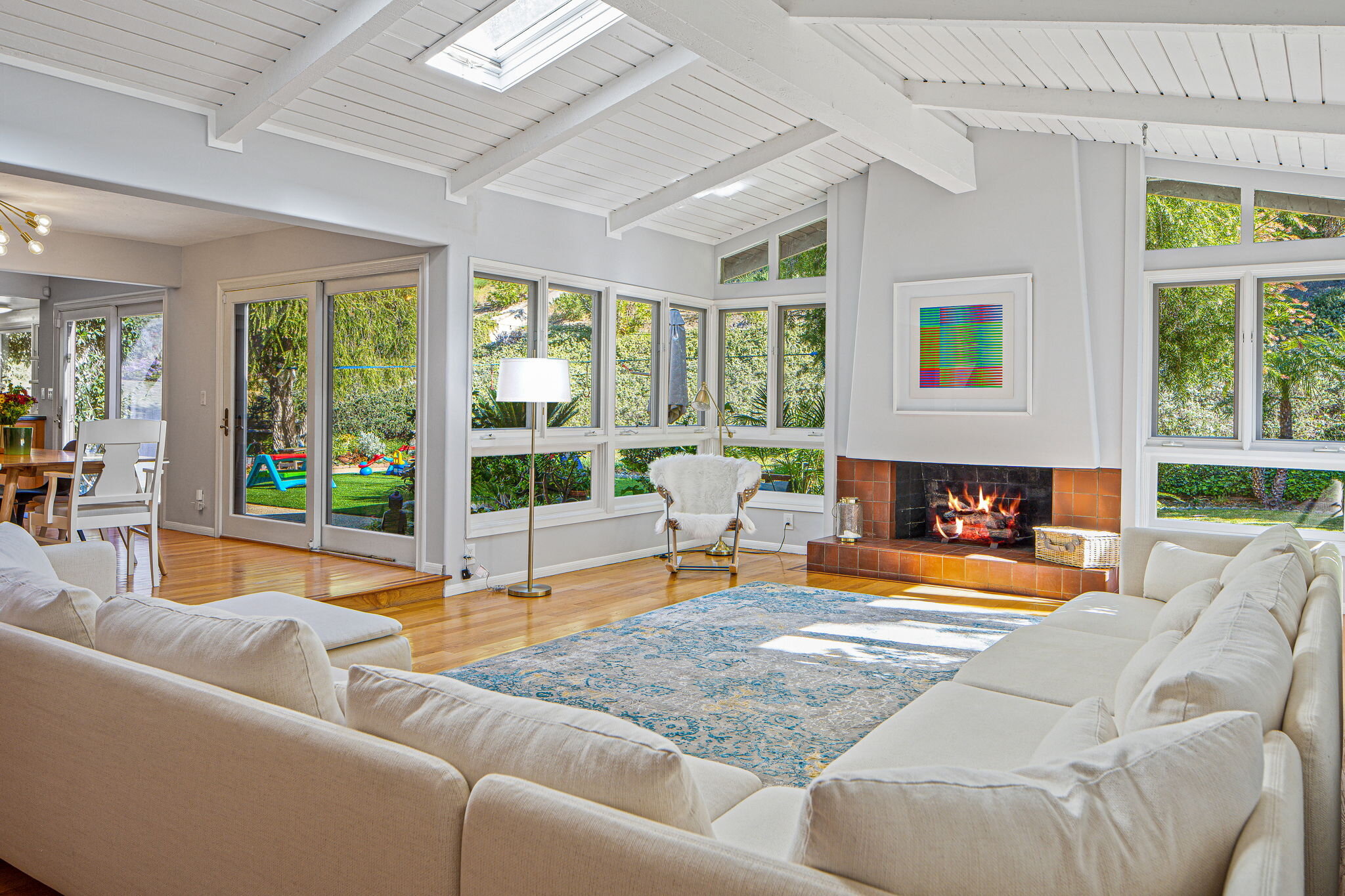 2550 La Condesa Drive-4.jpg