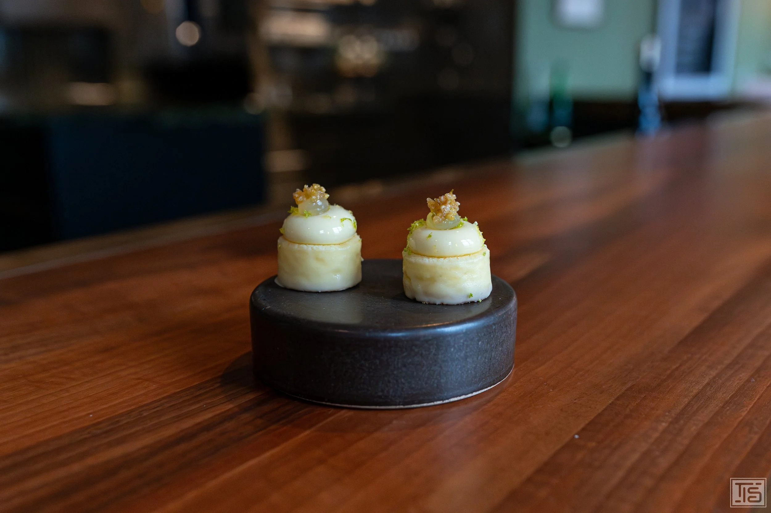 Limetten-Dessert mit Olivenöl und Holunder, The Counter Zürich