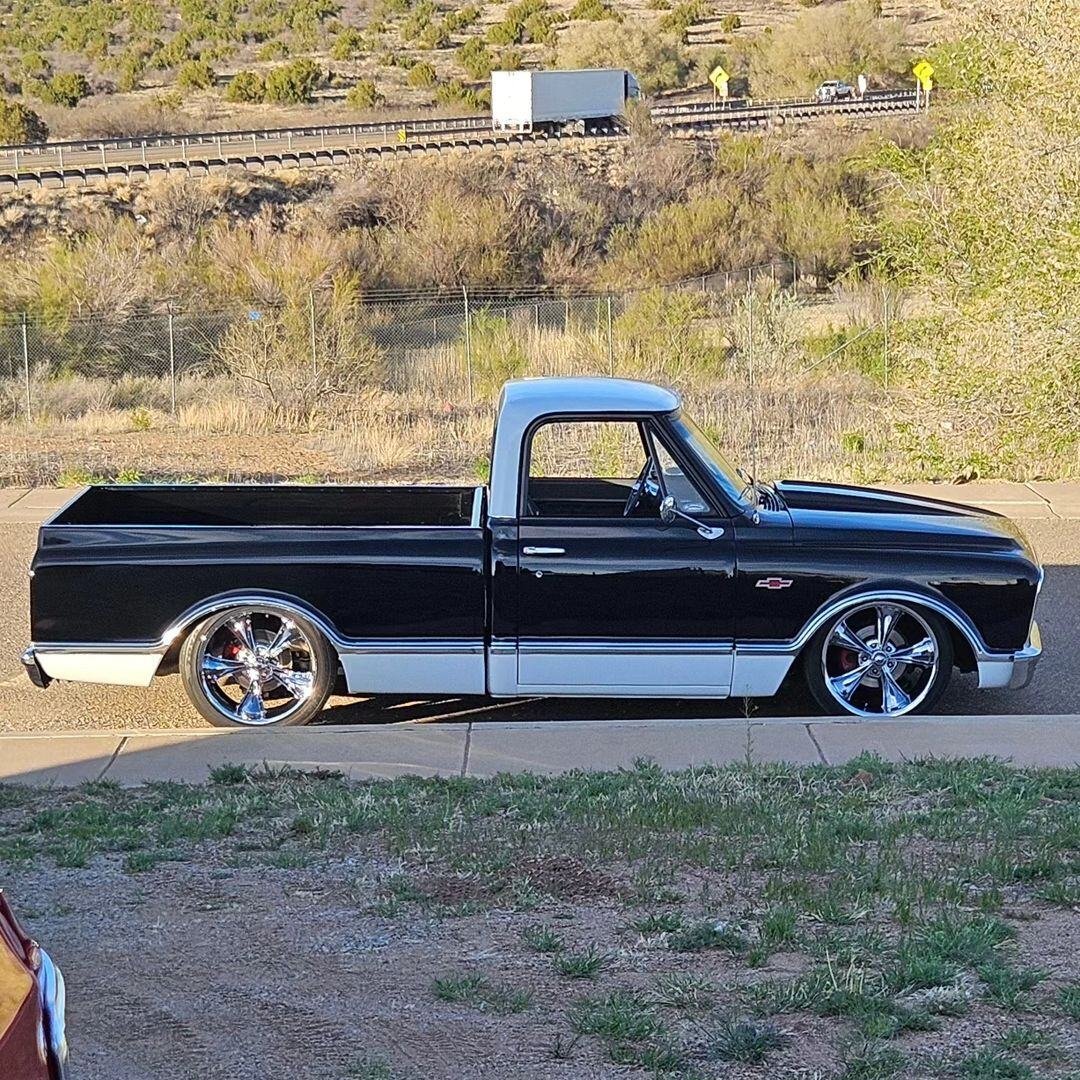 Check out this classic beauty! A vintage C10 looking sleek on Ridler Wheels. Definitely a timeless combination! #repost @nmc10family

#ridlerwheels #ridler #wheels #classiccars #vintagecars #wheelupgrade #wheelsforsale #wheelsonfleek