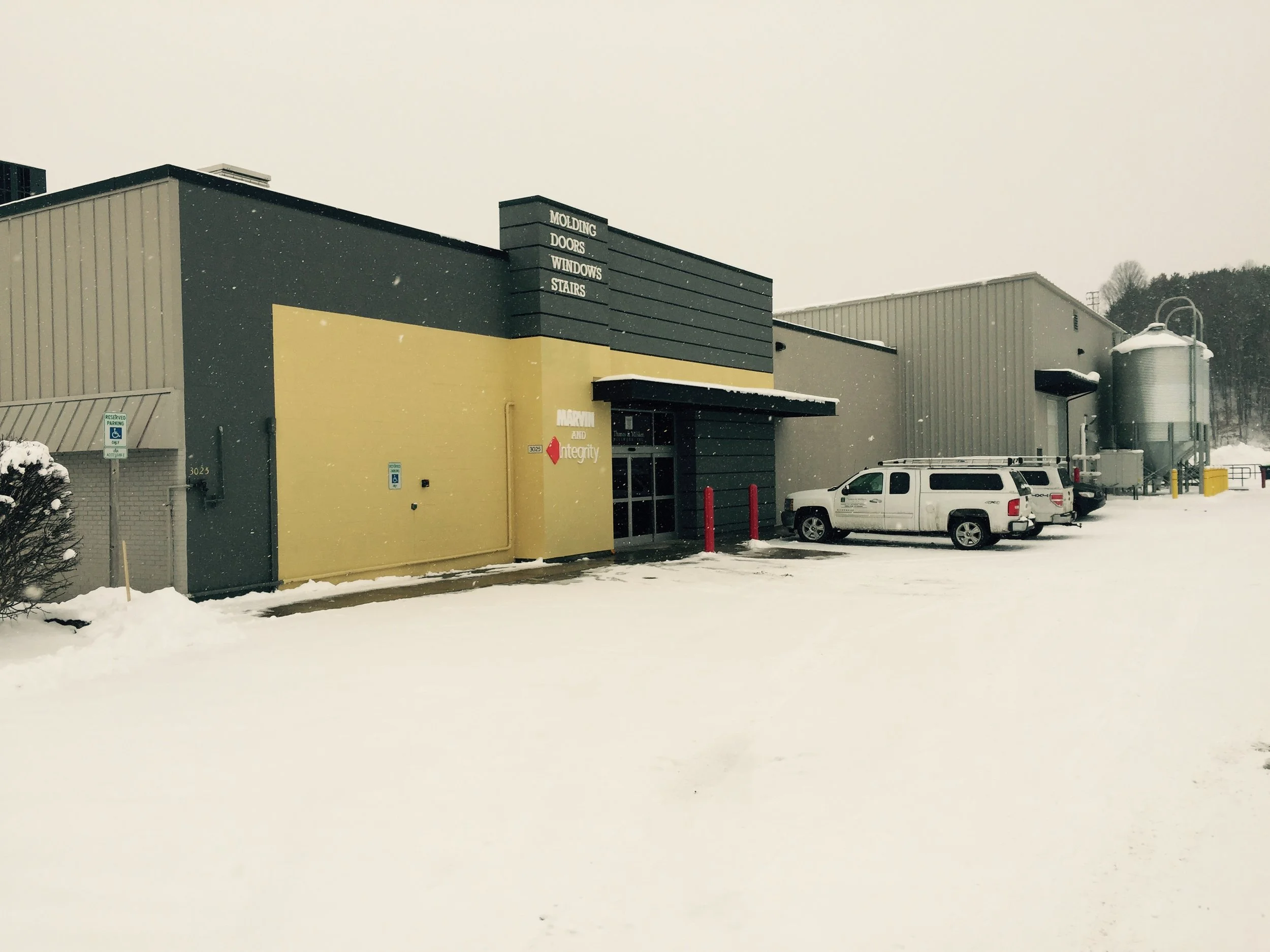 Come visit our Traverse City Showroom. — Thomas & Milliken Millwork Inc.