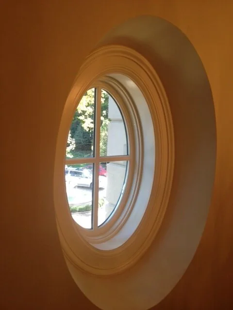 1-circular window.jpg