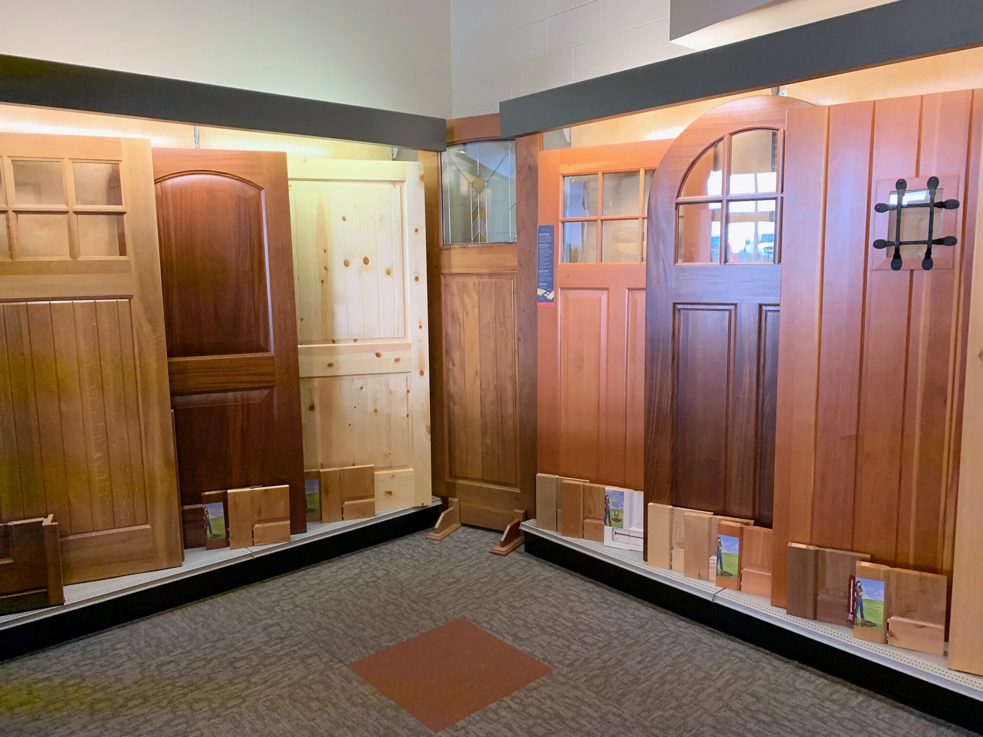 Come visit our Traverse City Showroom. — Thomas & Milliken Millwork Inc.