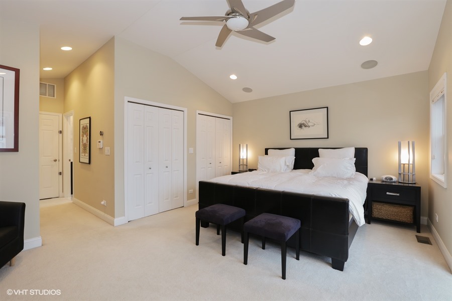 12_2131WestDickensAve_178_MasterBedroom_LowRes.jpg