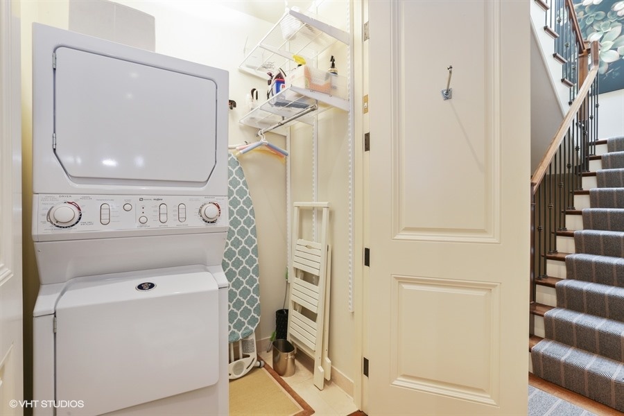 23_1914NorthBurlingSt_44_LaundryRoom_LowRes.jpg