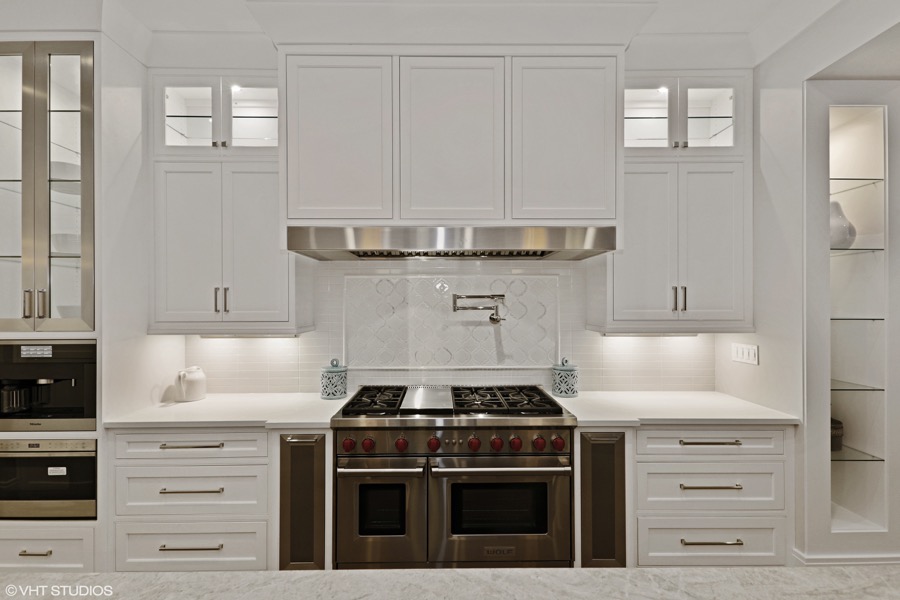 07_2116NorthMagnoliaAve_177001_Kitchen_HiRes.jpg