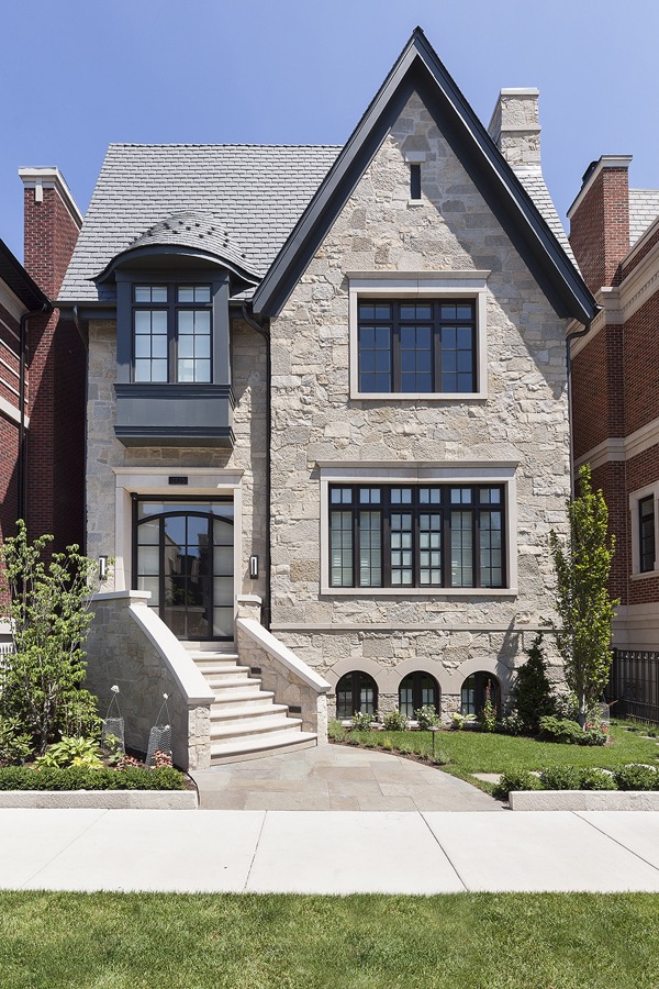 02 Lincoln Park Residence 1©LarryMalvin RS.jpg