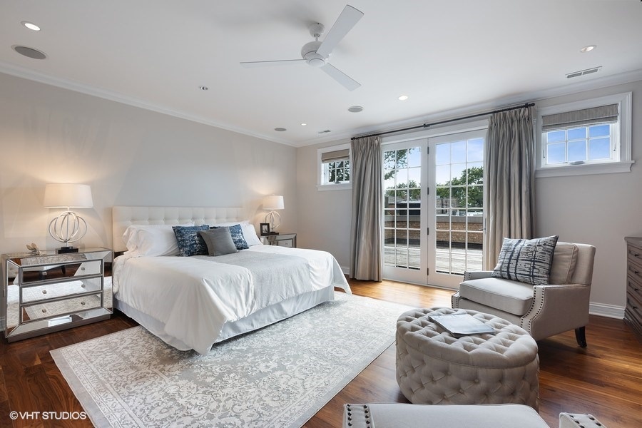 71_2030NDaytonStreet_178003_MasterBedroom_LowRes.jpg