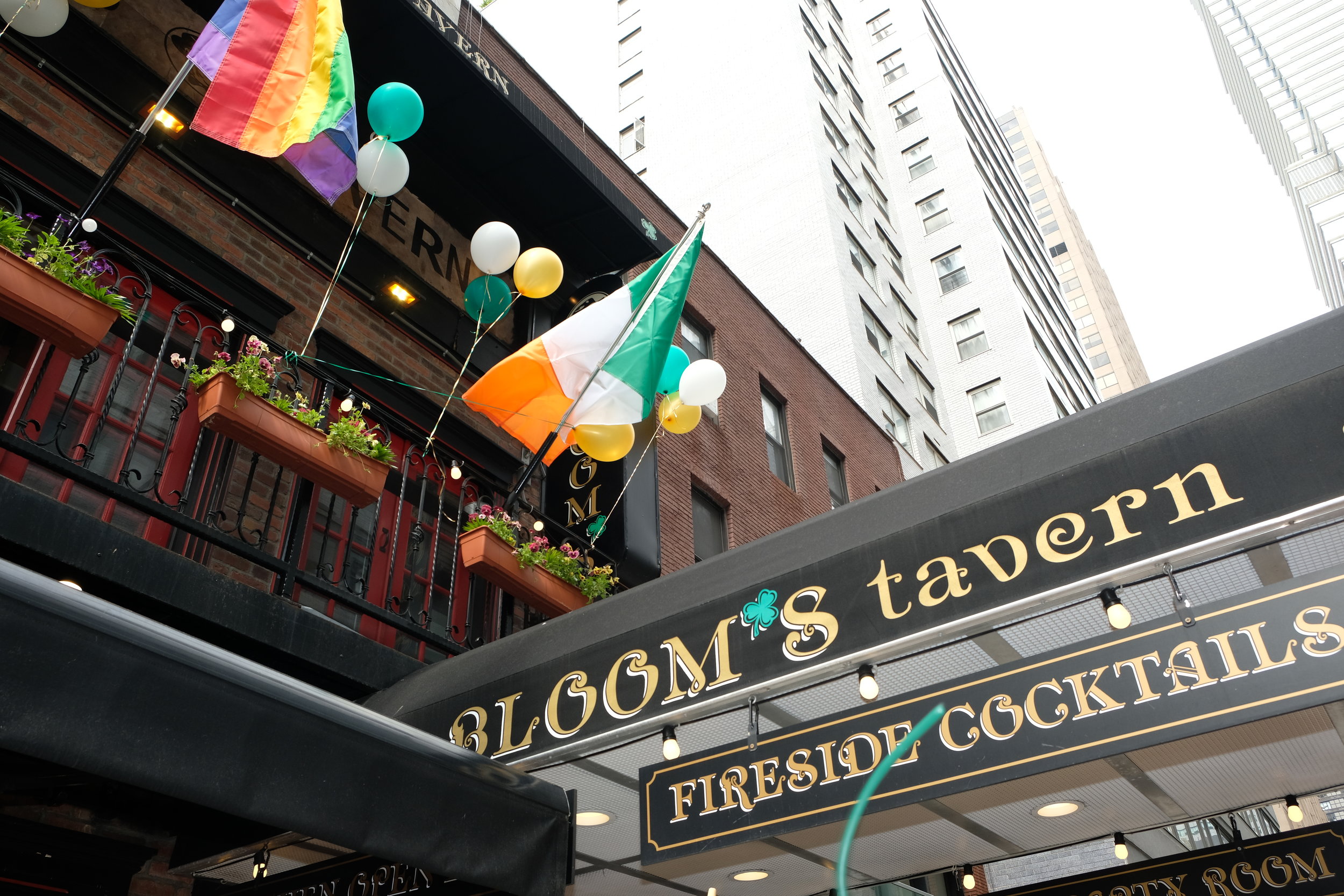 BLOOMSDAY — Blooms Tavern NYC