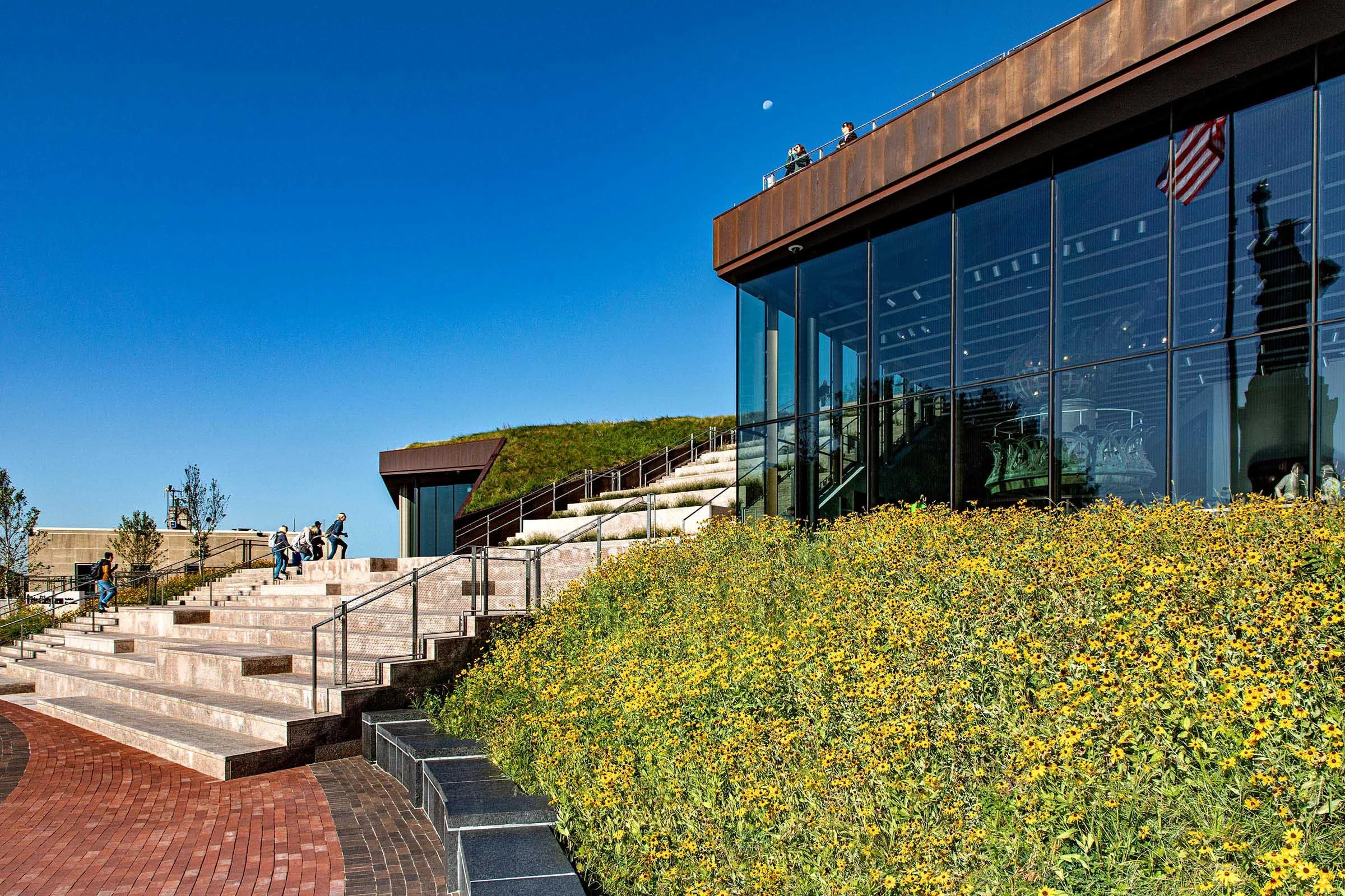 StatueLIbertyMuseum_NYGreenRoofs_©BarrettDoherty_663A0447-copy_20190919.jpg