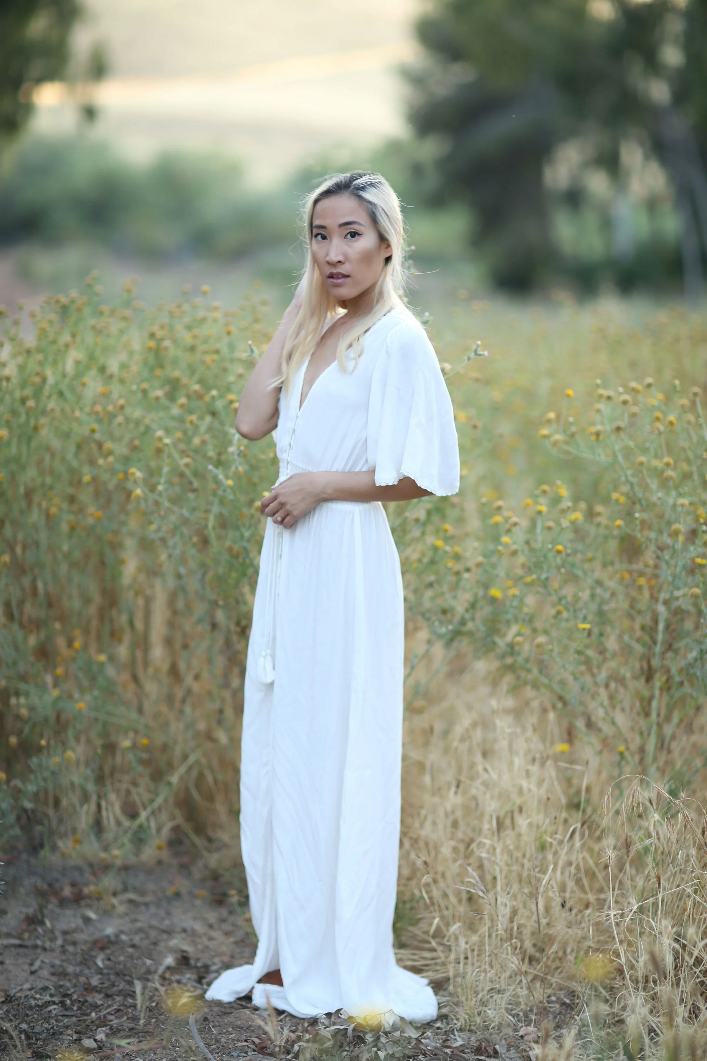 Styling a White Summer Maxi Dress 3 Ways & Casual Wedding Dress Options