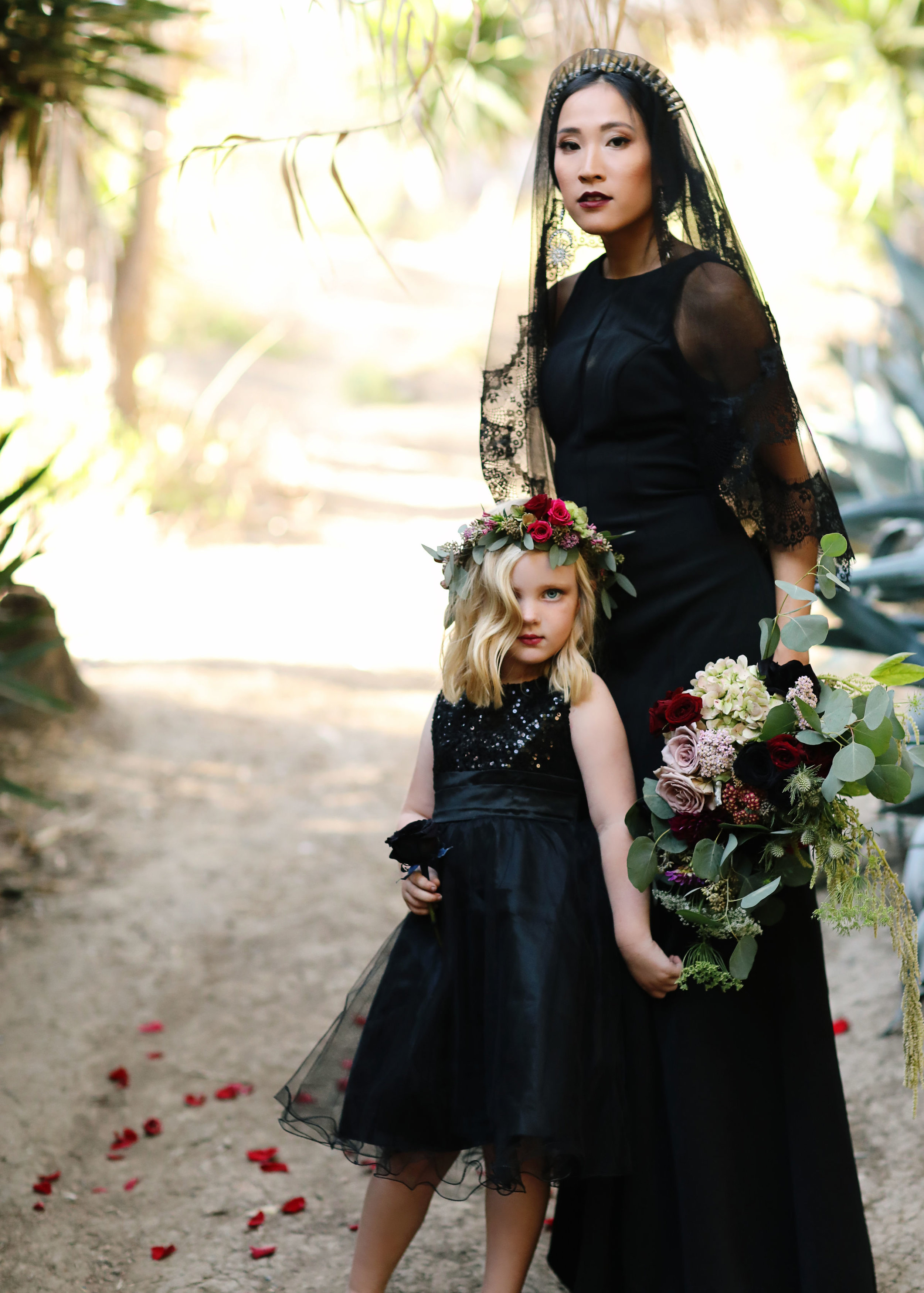 blackdahliabride3.jpg