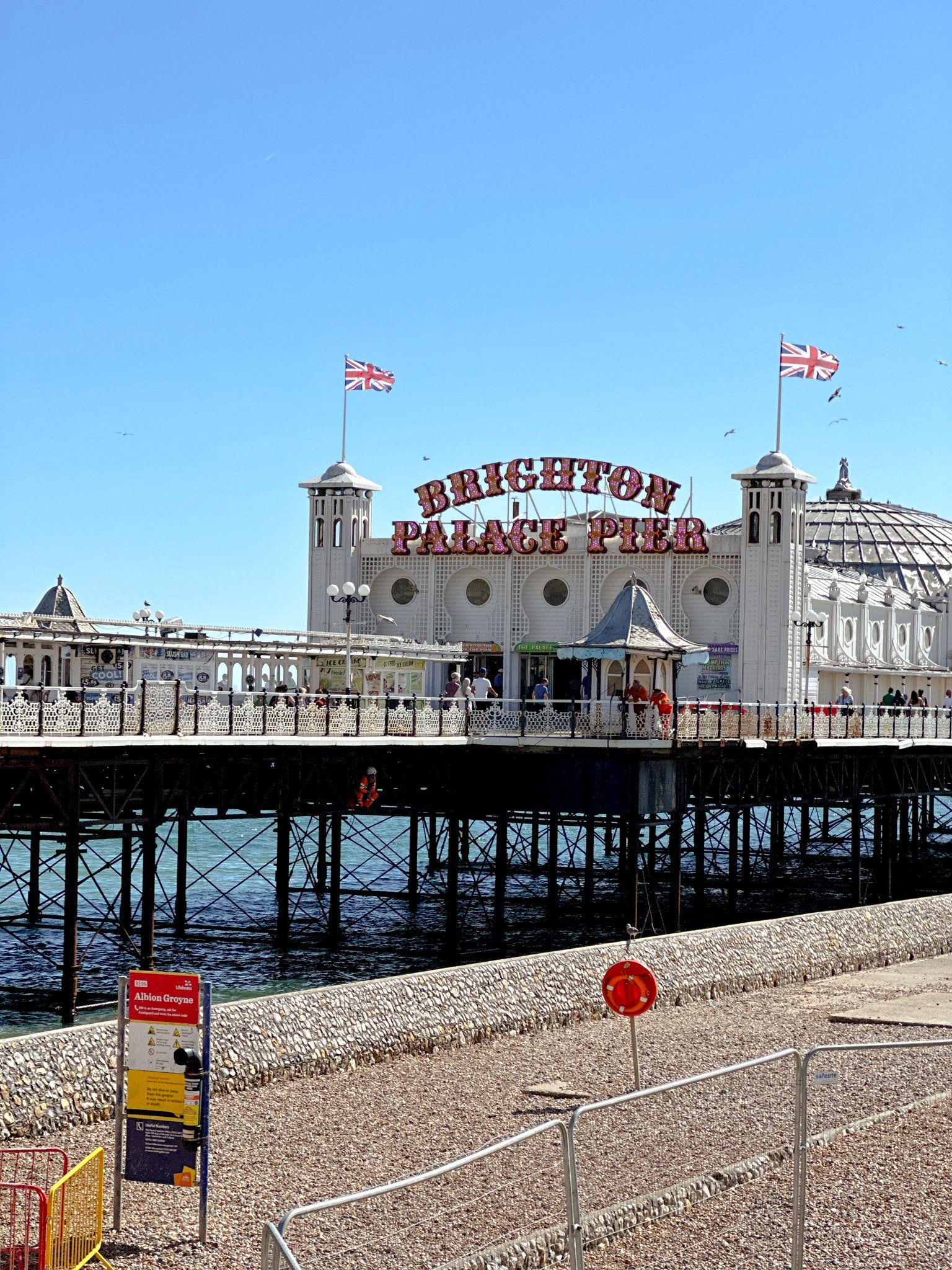 Brighton Beach England UK 2023 - Amanda N Hammond-03.jpg