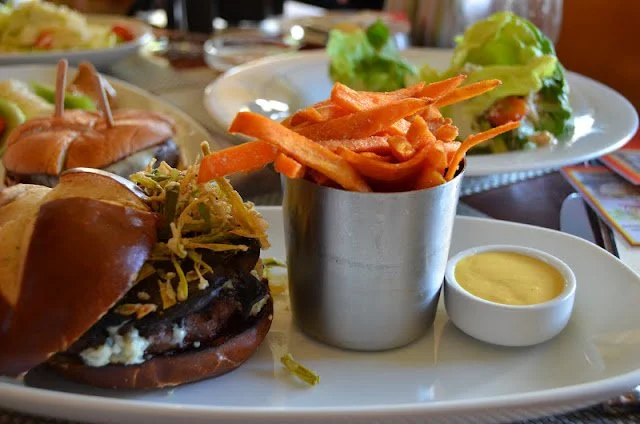 Burger Wars at the Hyatt Regency Irvine Hotel