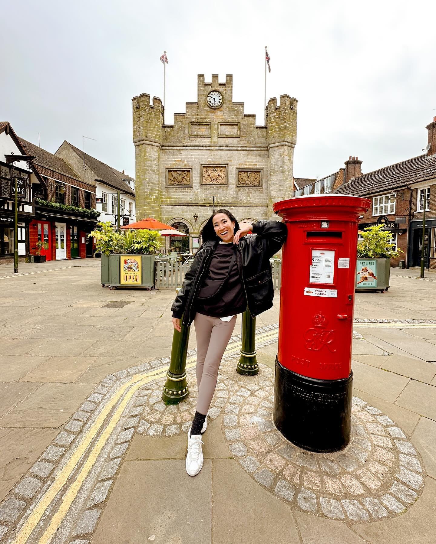 a day in #brightonuk and #horsham! I&rsquo;m pictured in front of the old town hall that dates back to 1812, and erected by the #DukeofNorfolk on the site of the Former market House which had stood there for 300 years. I also found ye old post box ne