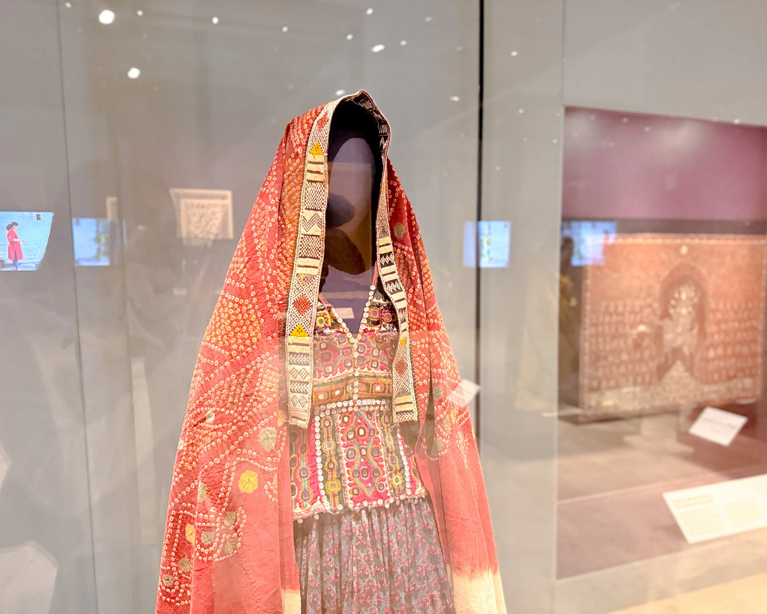 Bowers Museum Global Threads: India's Textile Revolution Exhibition 